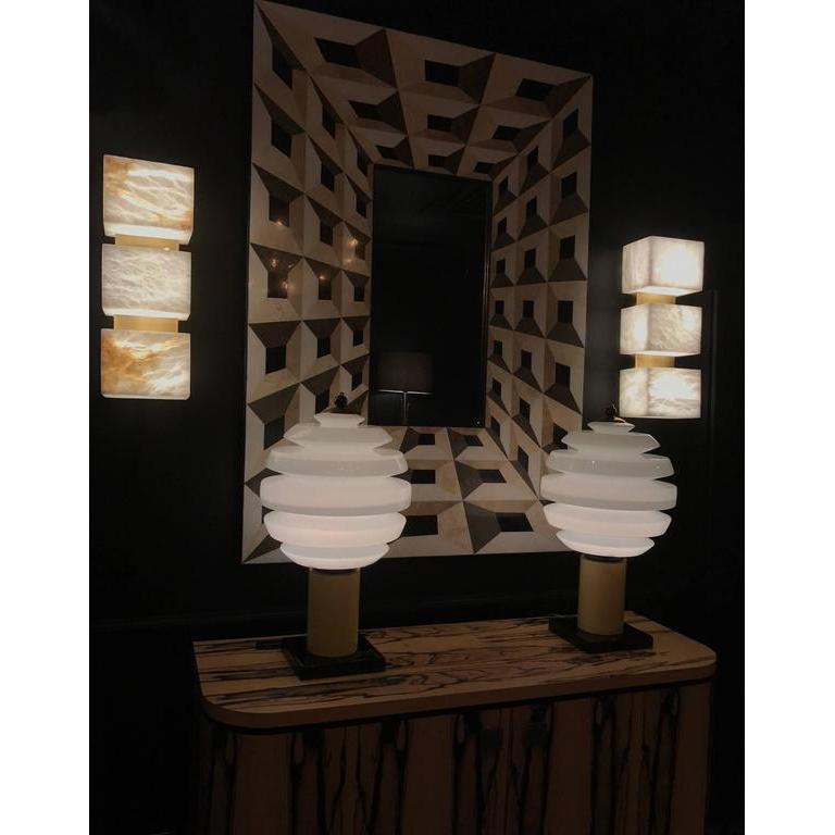 Contemporary Pair of Scatola Wall Sconce, Alabaster Cubes, Brushed Patinated Brass For Sale