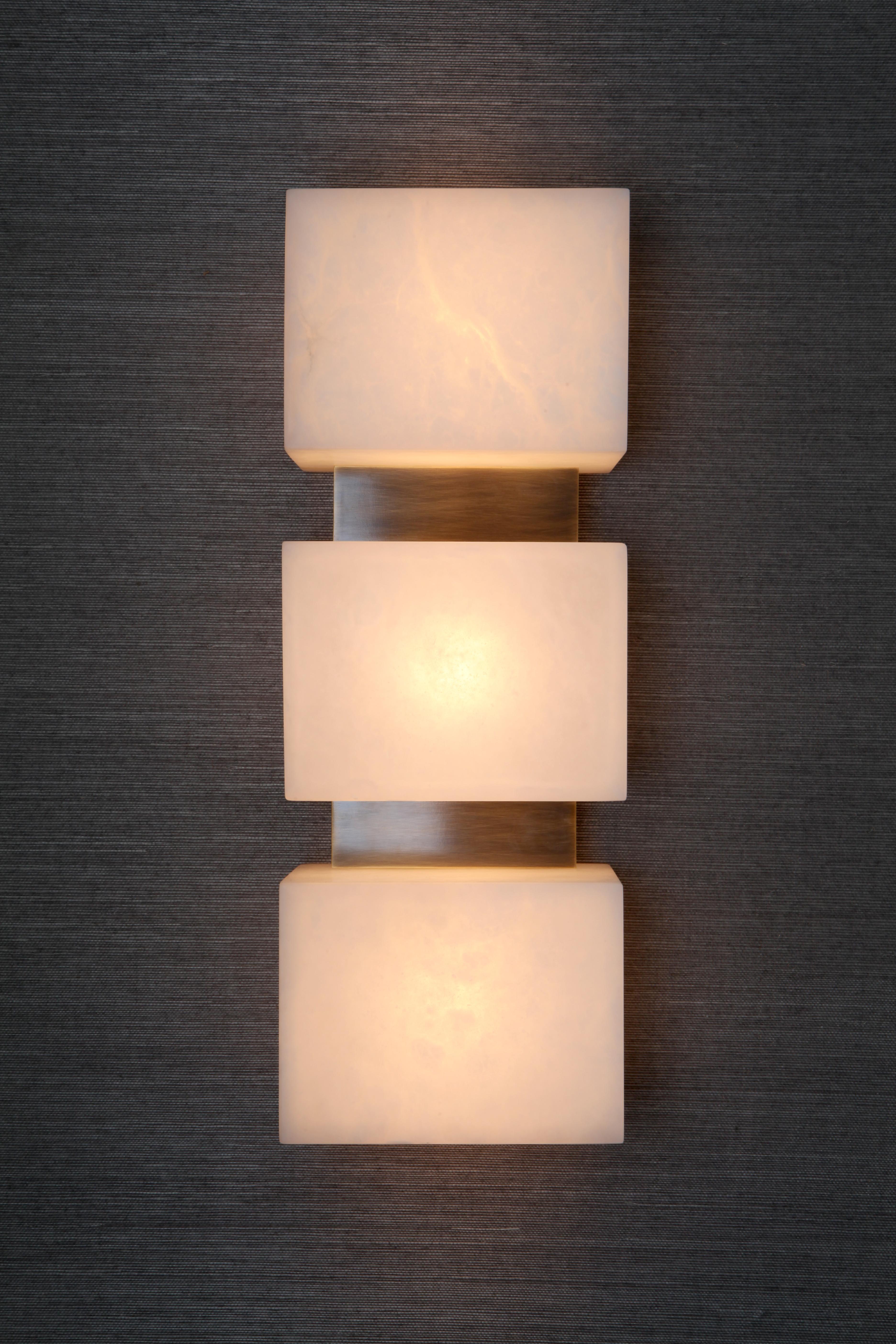 Pair of Scatola Wall Sconce, Alabaster Cubes, Brushed Patinated Brass 'US Spec' 7