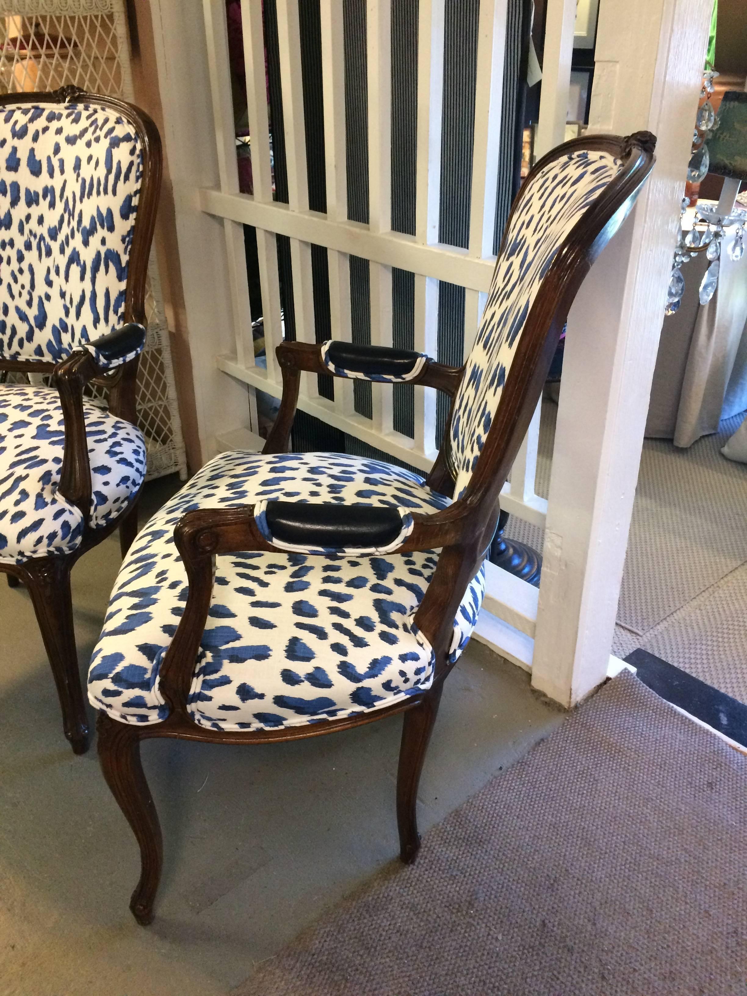 Louis XVI Pair of Schnazzy Armchairs Upholstered in Schumacher Blue & White Animal Print