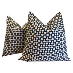 Coppia di cuscini indaco "Betwixt" di Schumacher