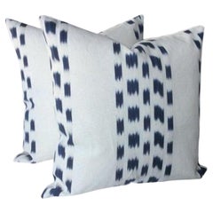 Coppia di cuscini a strisce Schumacher Izmir in Indaco