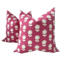 Coppia di cuscini Schumacher "Paley" in lino rosa, verde e bianco