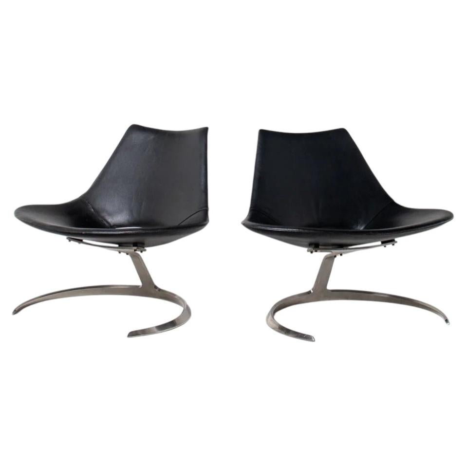 Pair of "Scimitar" Lounge Chairs by Preben Fabricius and Jørgen Kastholm For Sale