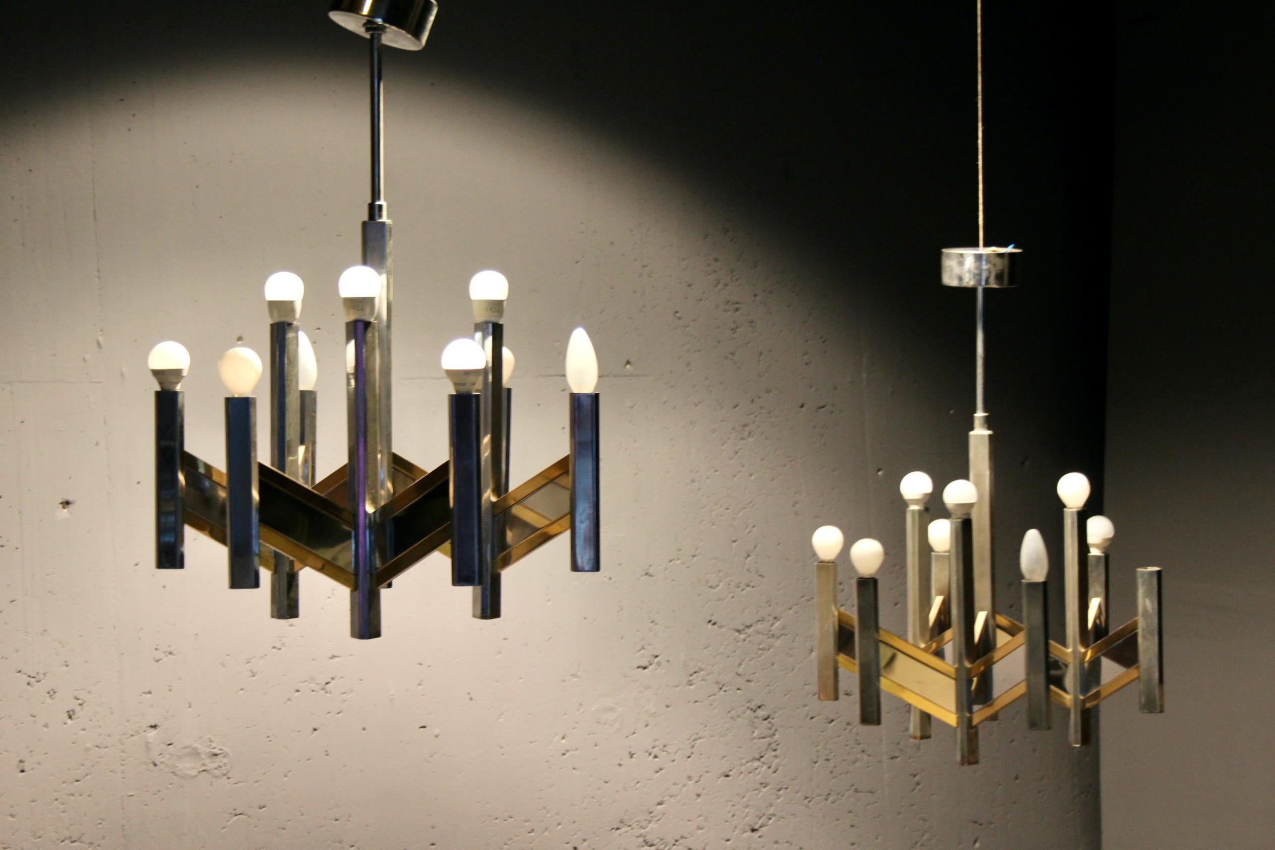 Pair of Sciolari bicolor metal chandelier For Sale 5