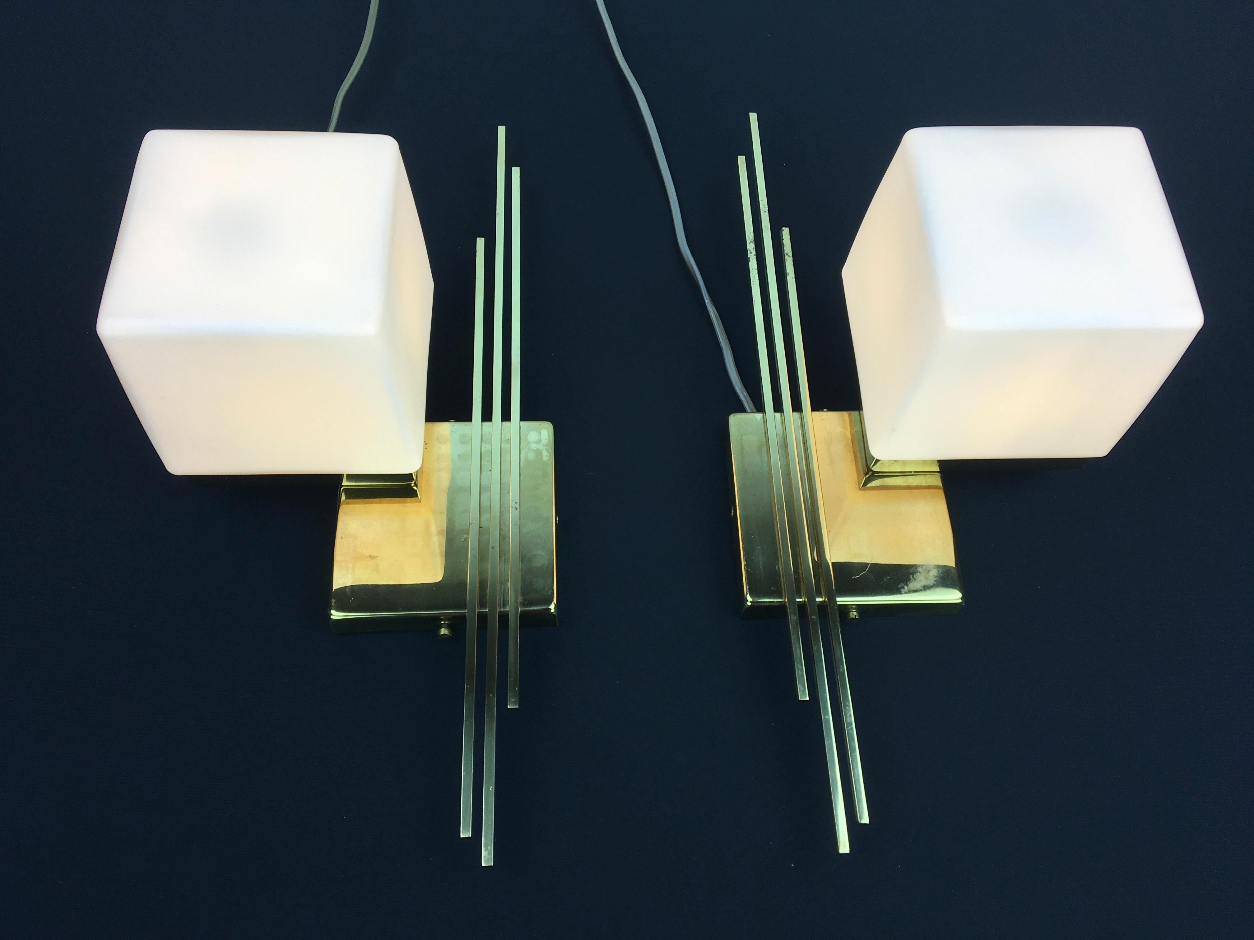 Italian Pair of Sciolari Brass and Cube Milk Glass Wall Lights, Direction Hanging V or H