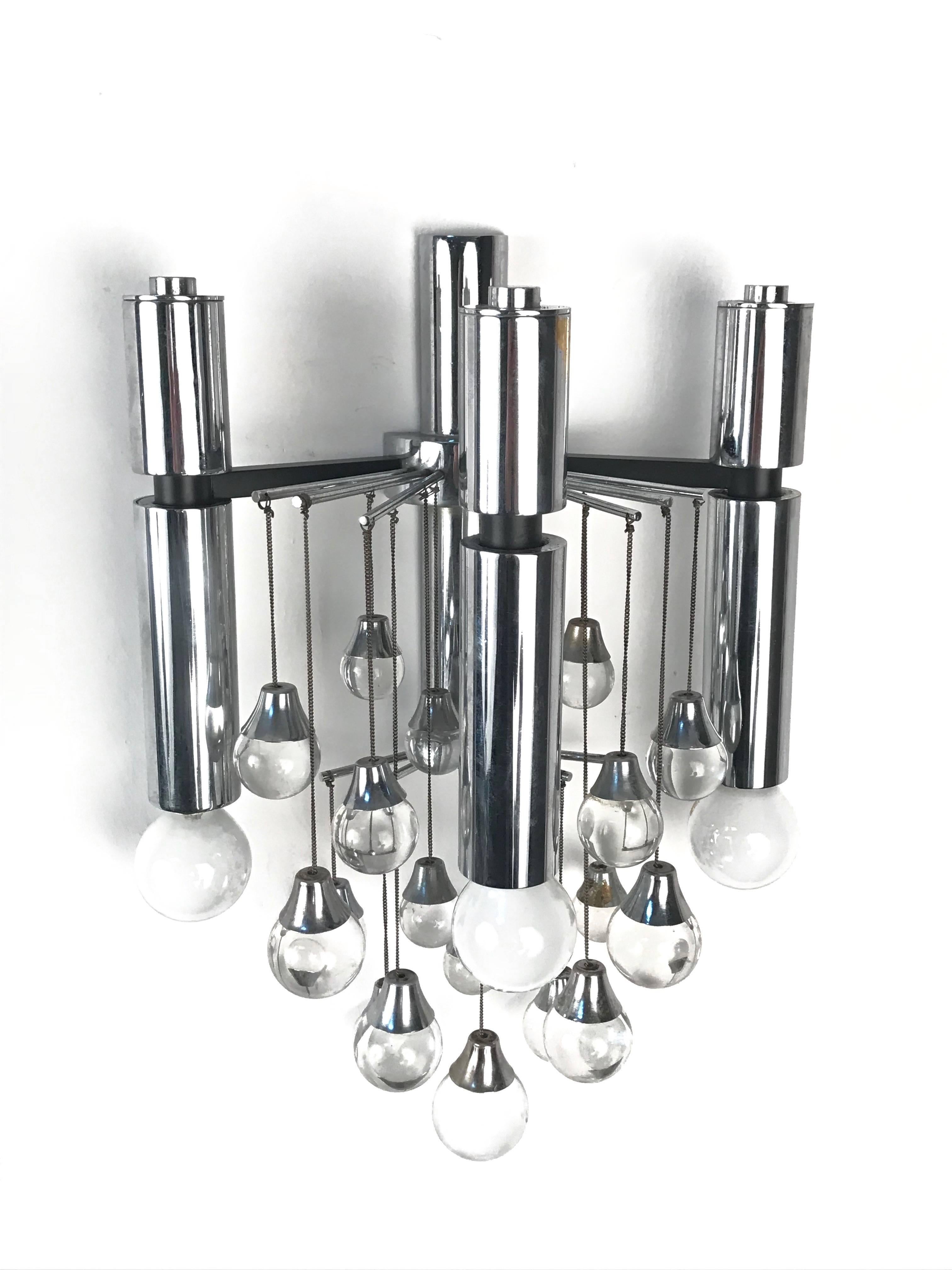 Pair of Sciolari Chrome and Glass Italian Sconces with Three Lights, 1960s For Sale 7