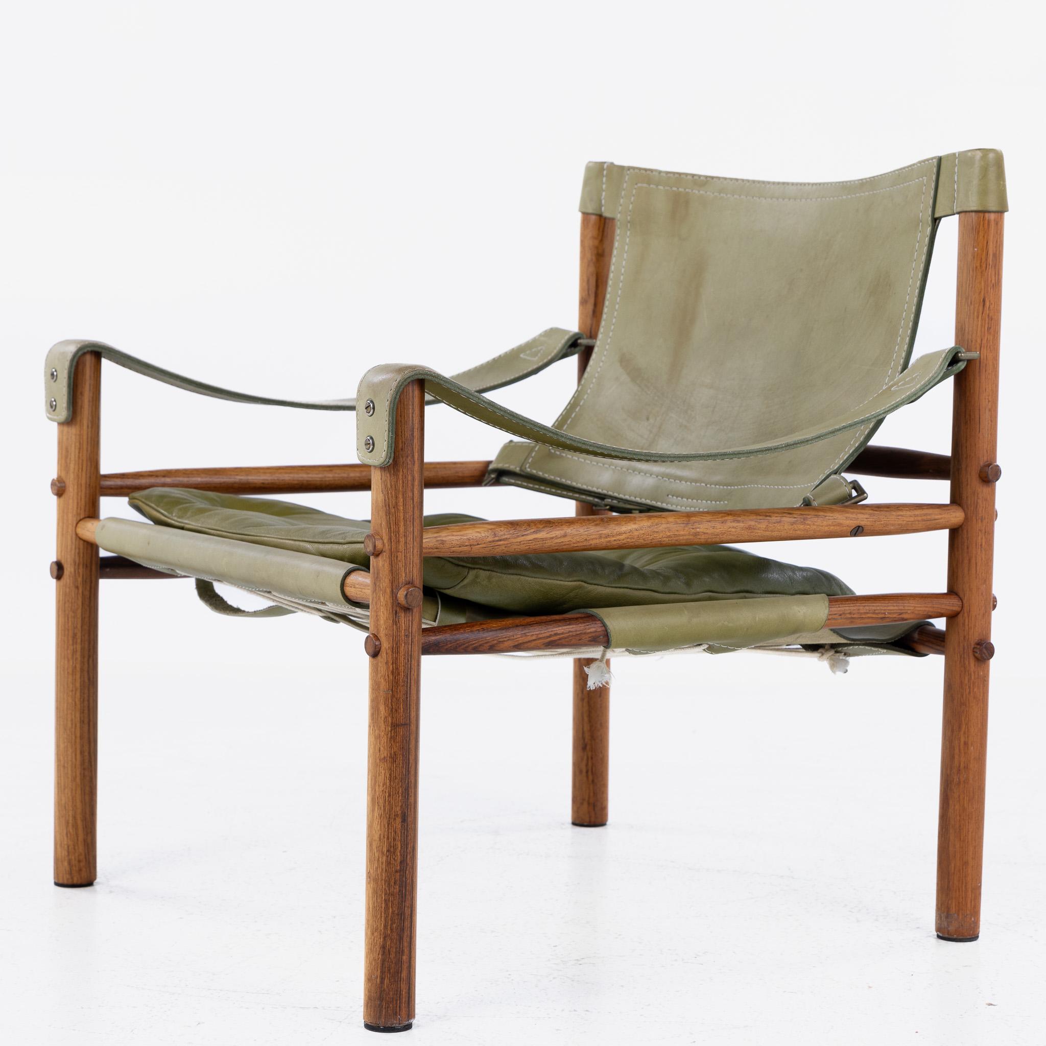 Mid-Century moderno Coppia di sedie lounge Scirocco di Arne Norells in vendita