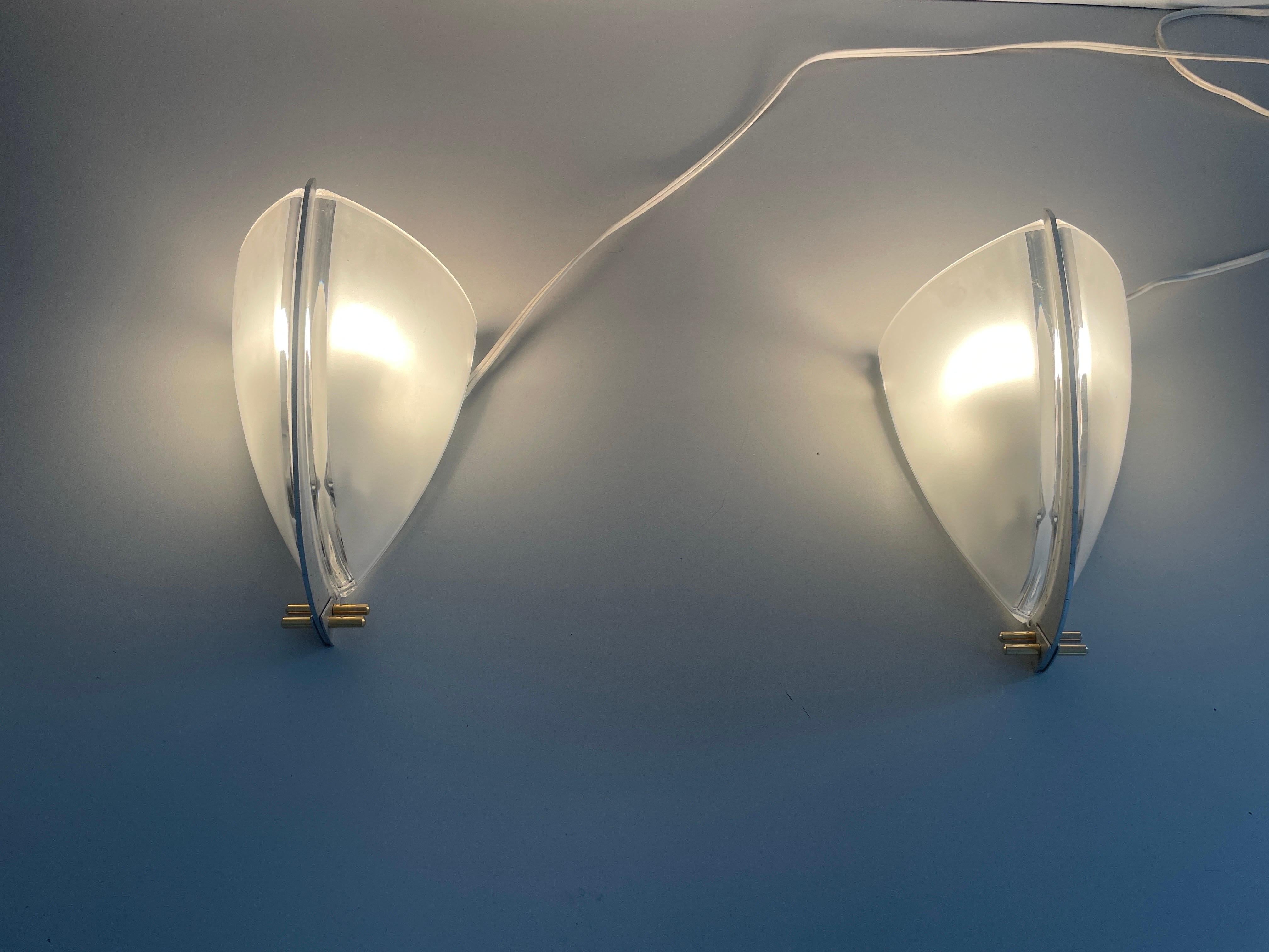 Pair of Sconces by Ernesto Gismondi for Artemide, 1980s, Italy For Sale 6