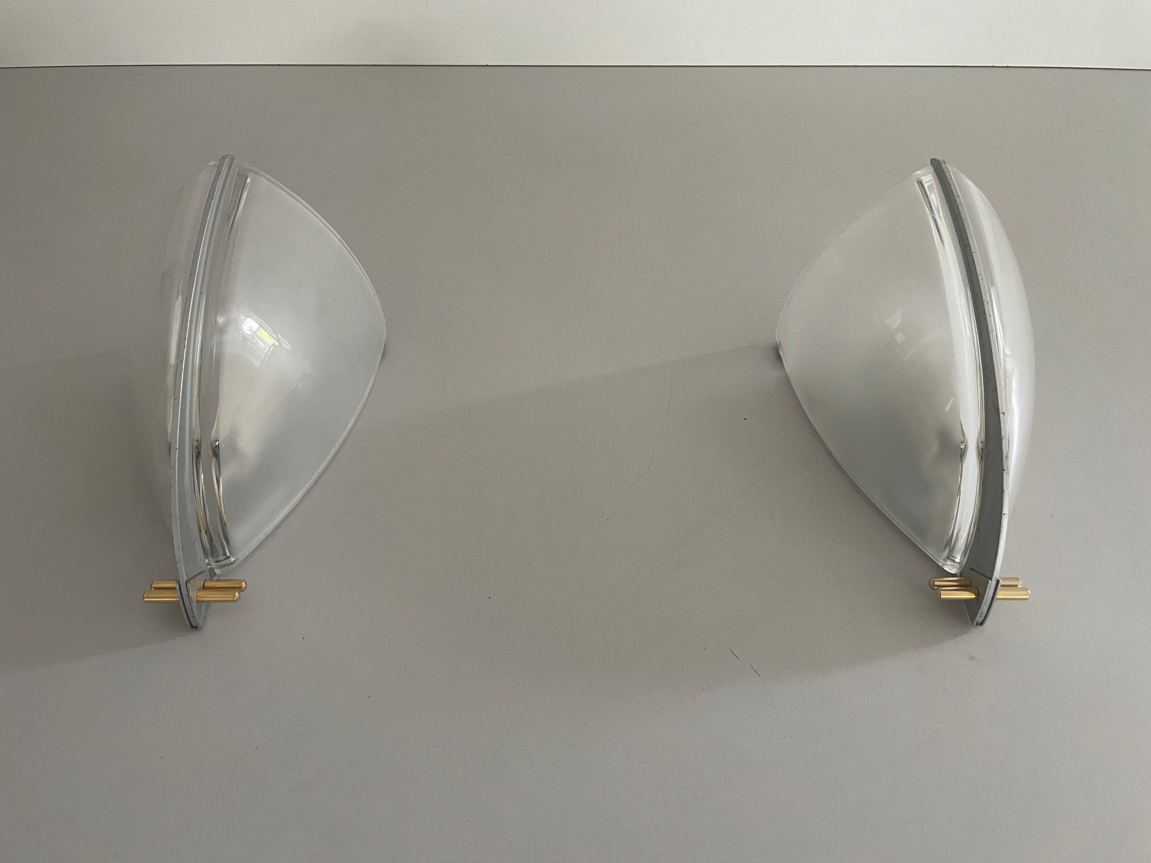 Italian Pair of Sconces by Ernesto Gismondi for Artemide, 1980s, Italy For Sale