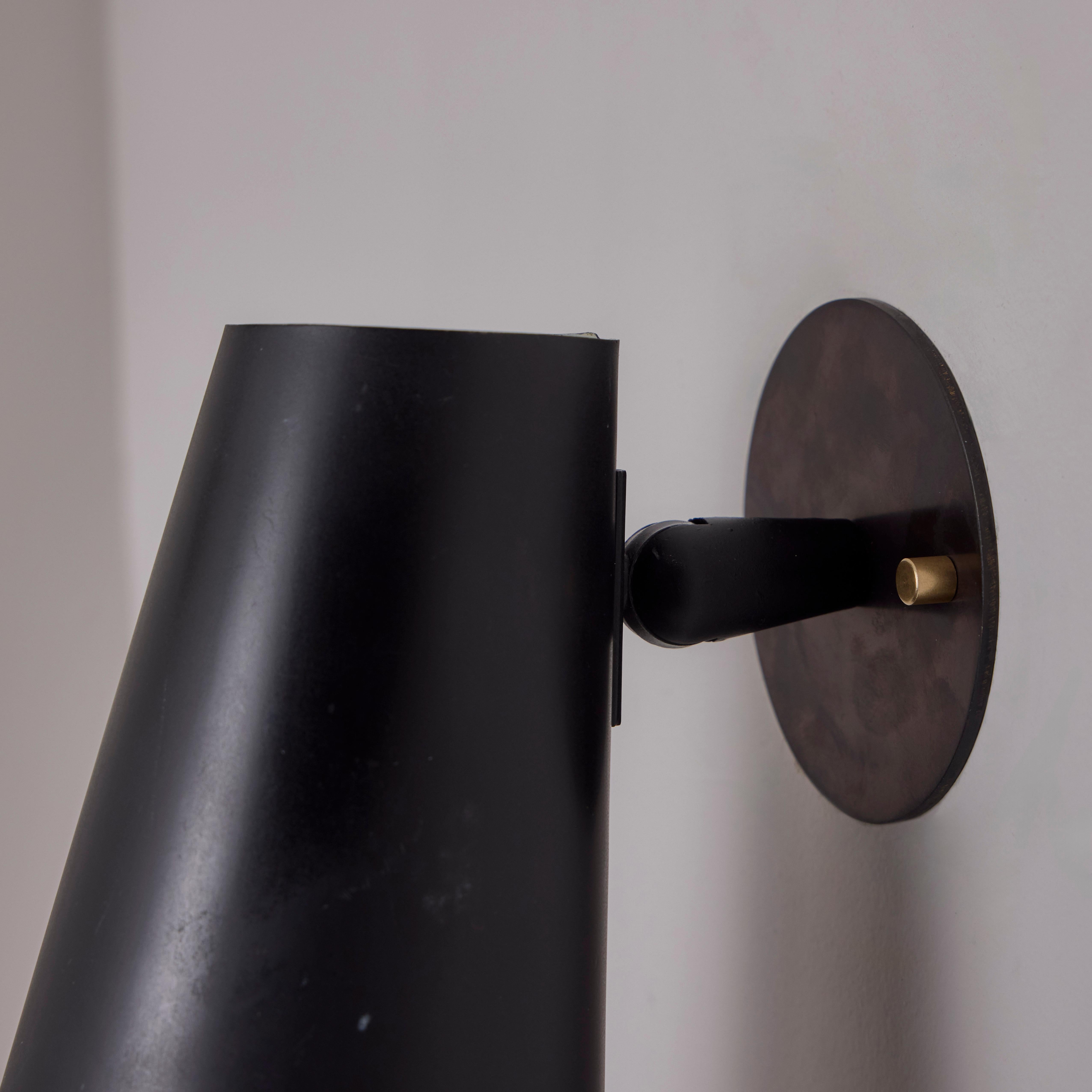 Pair of Sconces by Giuseppe Ostuni for Oluce For Sale 8
