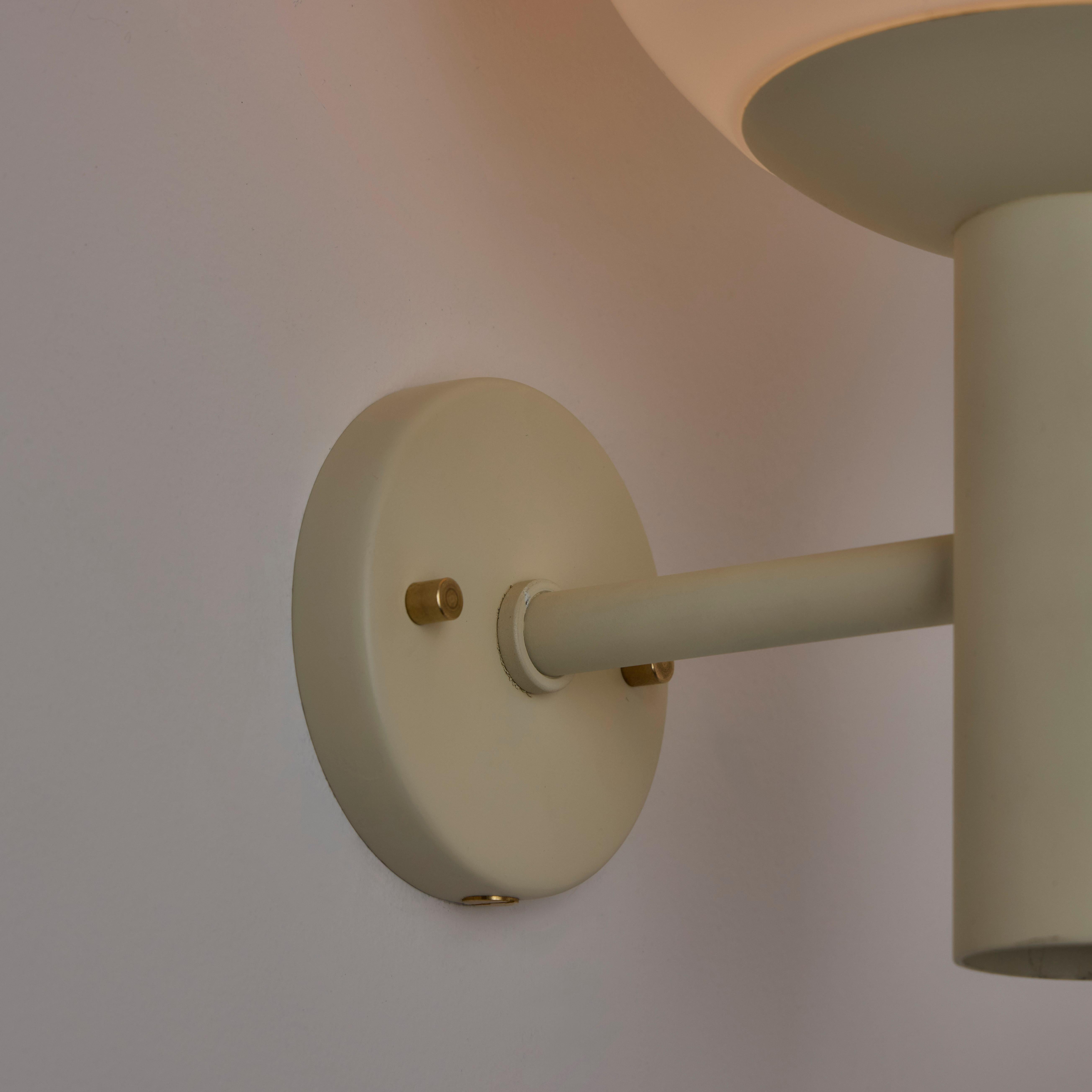 Metà XX secolo Coppia di  Applique di RAAK in vendita