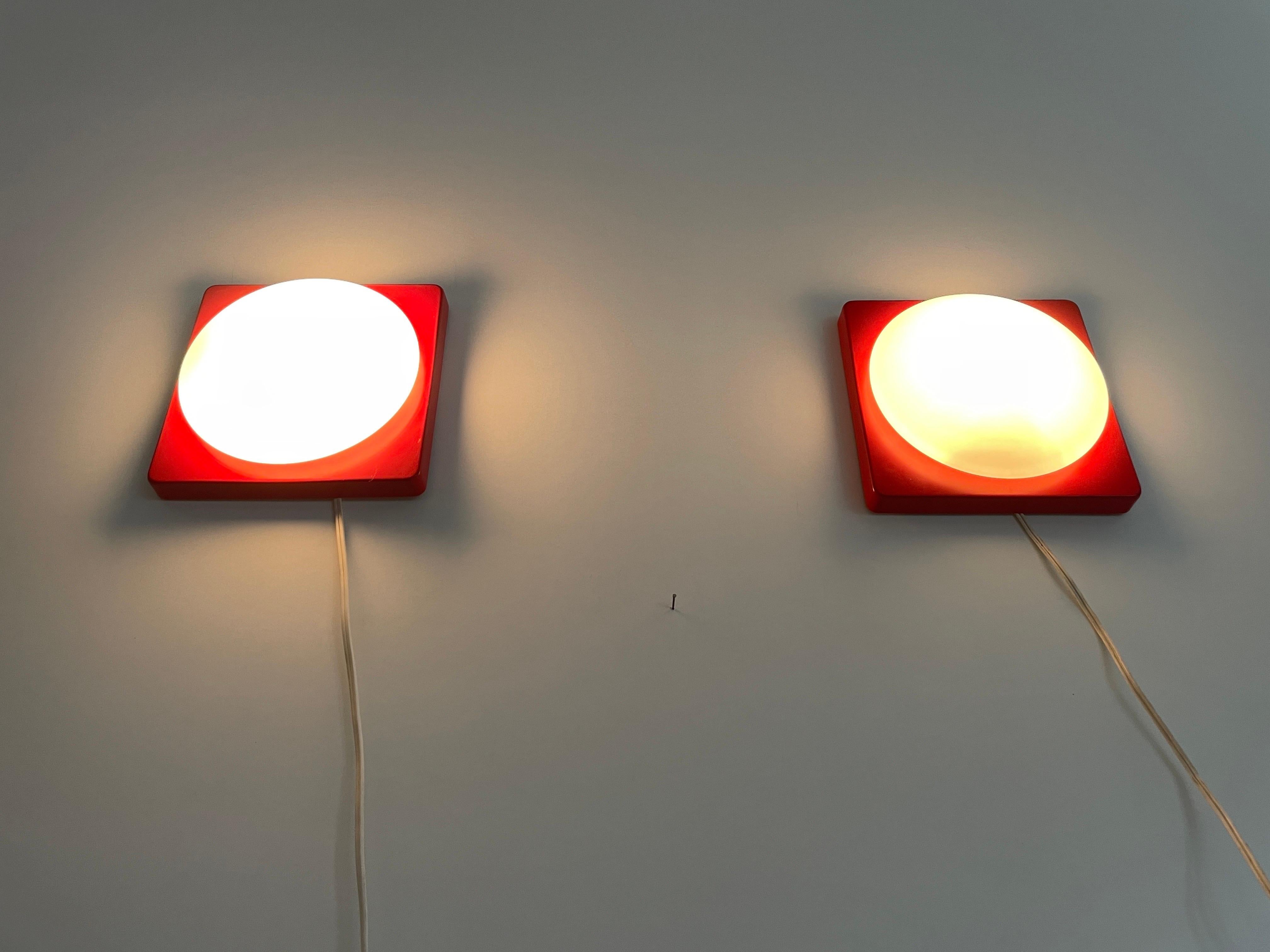 Pareja de apliques de Rolf Krüger para Heinz Neuhaus Leuchten, años 70, Alemania en venta 8