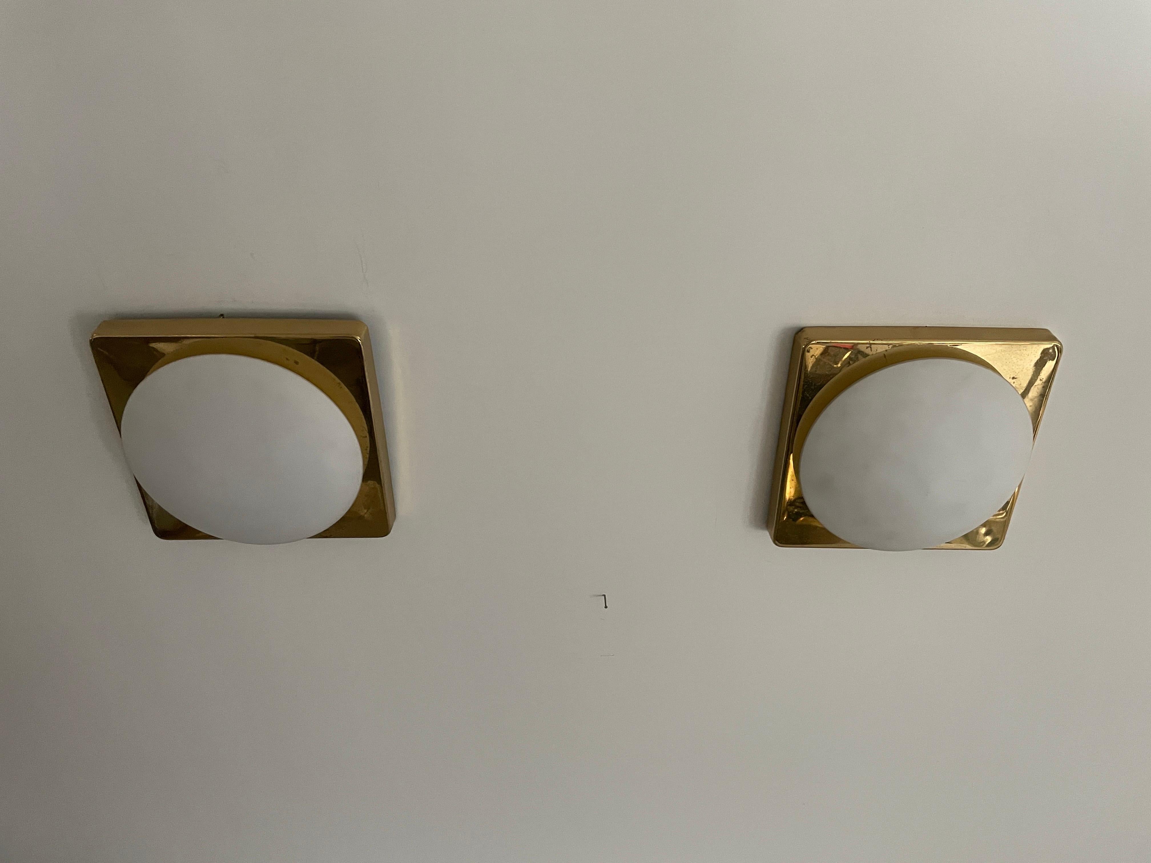 Coppia di applique di Rolf Krüger per Heinz Neuhaus Leuchten, anni '70, Germania In condizioni ottime in vendita a Hagenbach, DE
