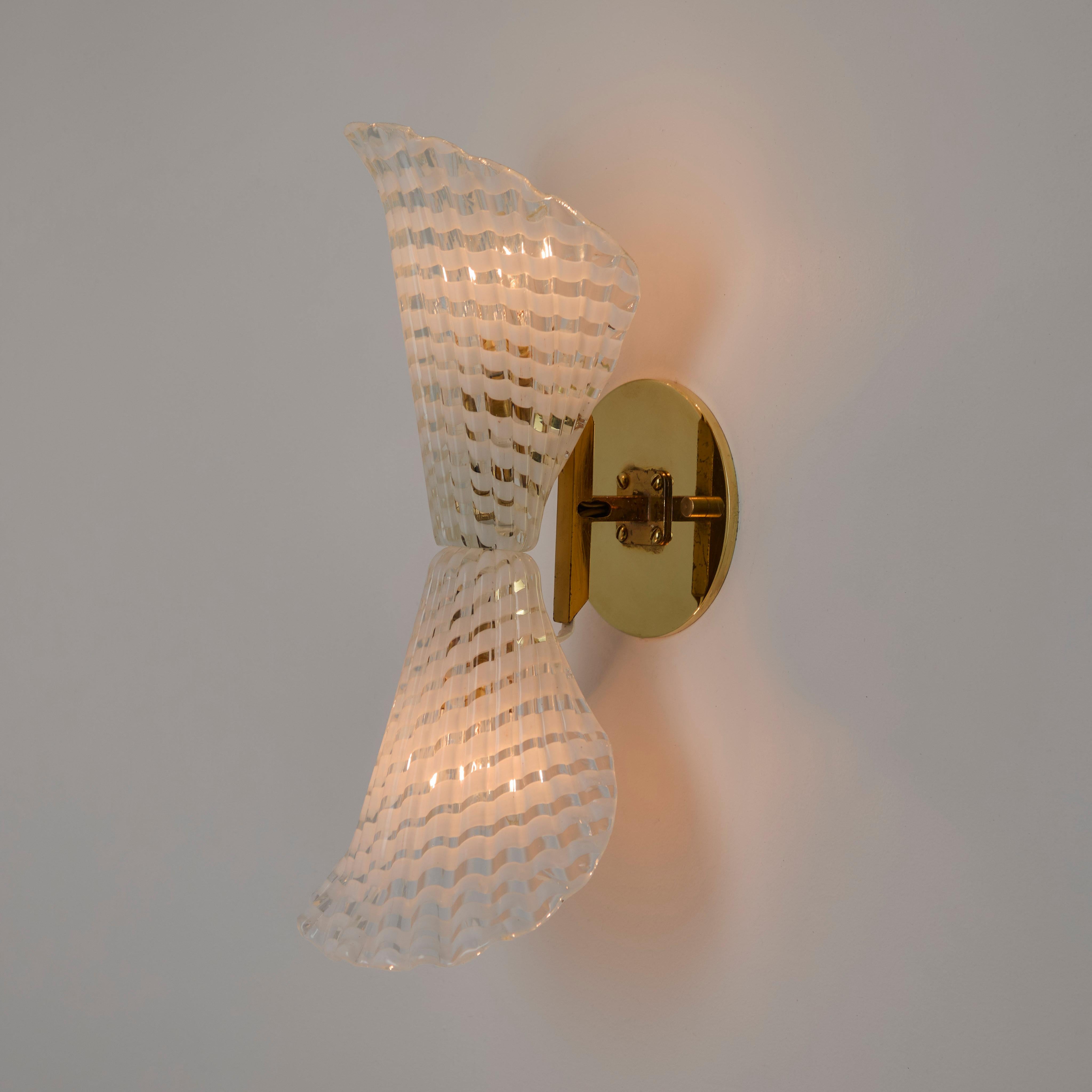 Pair of Sconces by Seguso In Good Condition For Sale In Los Angeles, CA