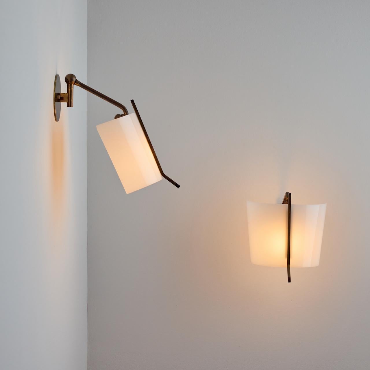 Pair of Sconces by Stilnovo im Angebot 3