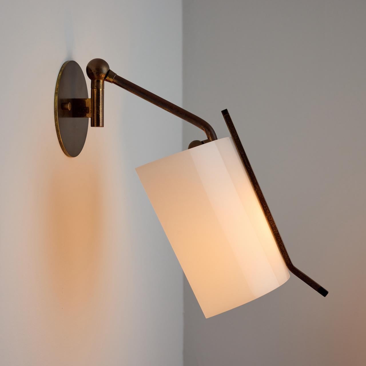 Pair of Sconces by Stilnovo im Angebot 4