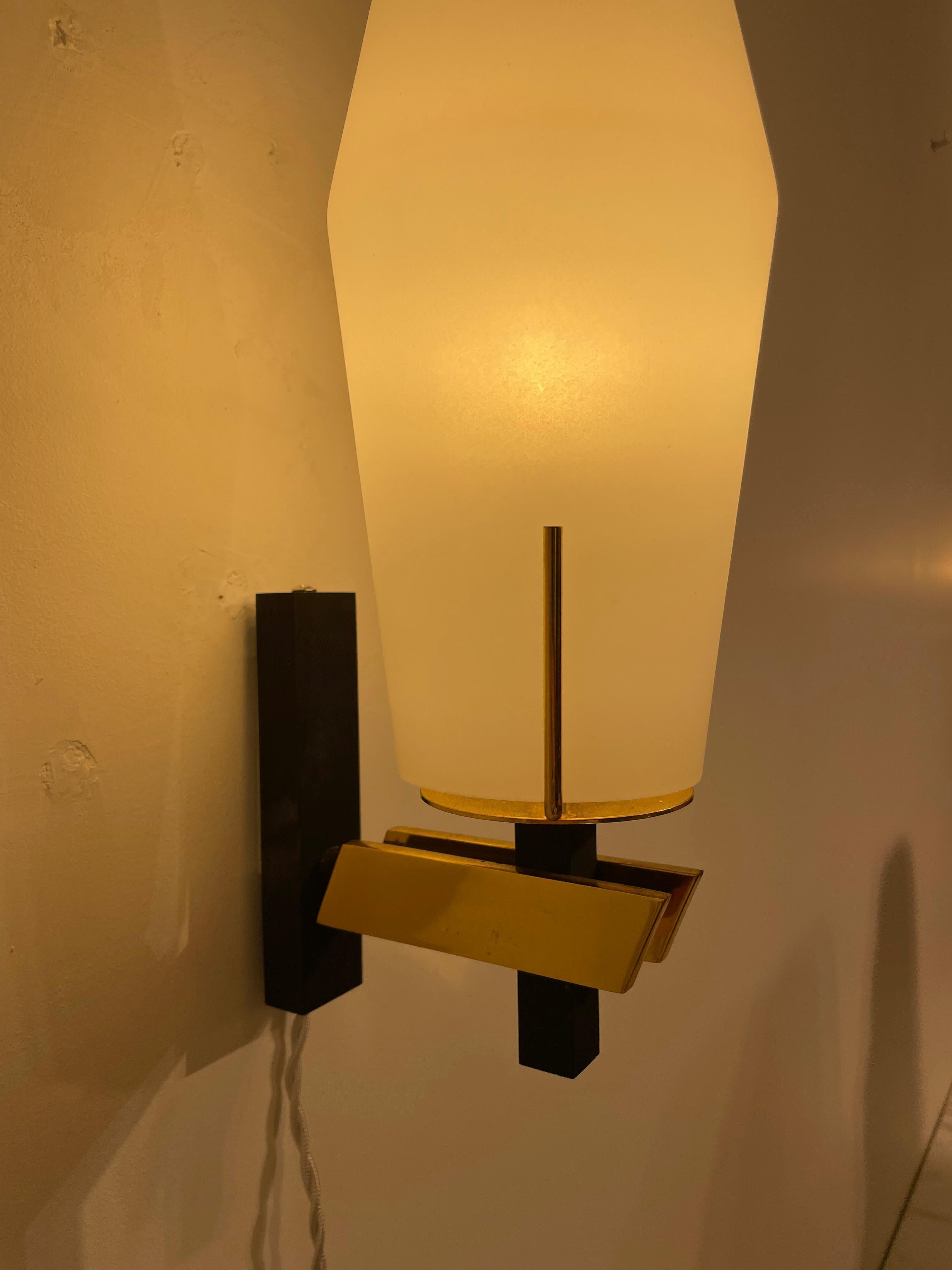 Pair of sconces by stilnovo In Good Condition For Sale In Saint-Ouen, FR