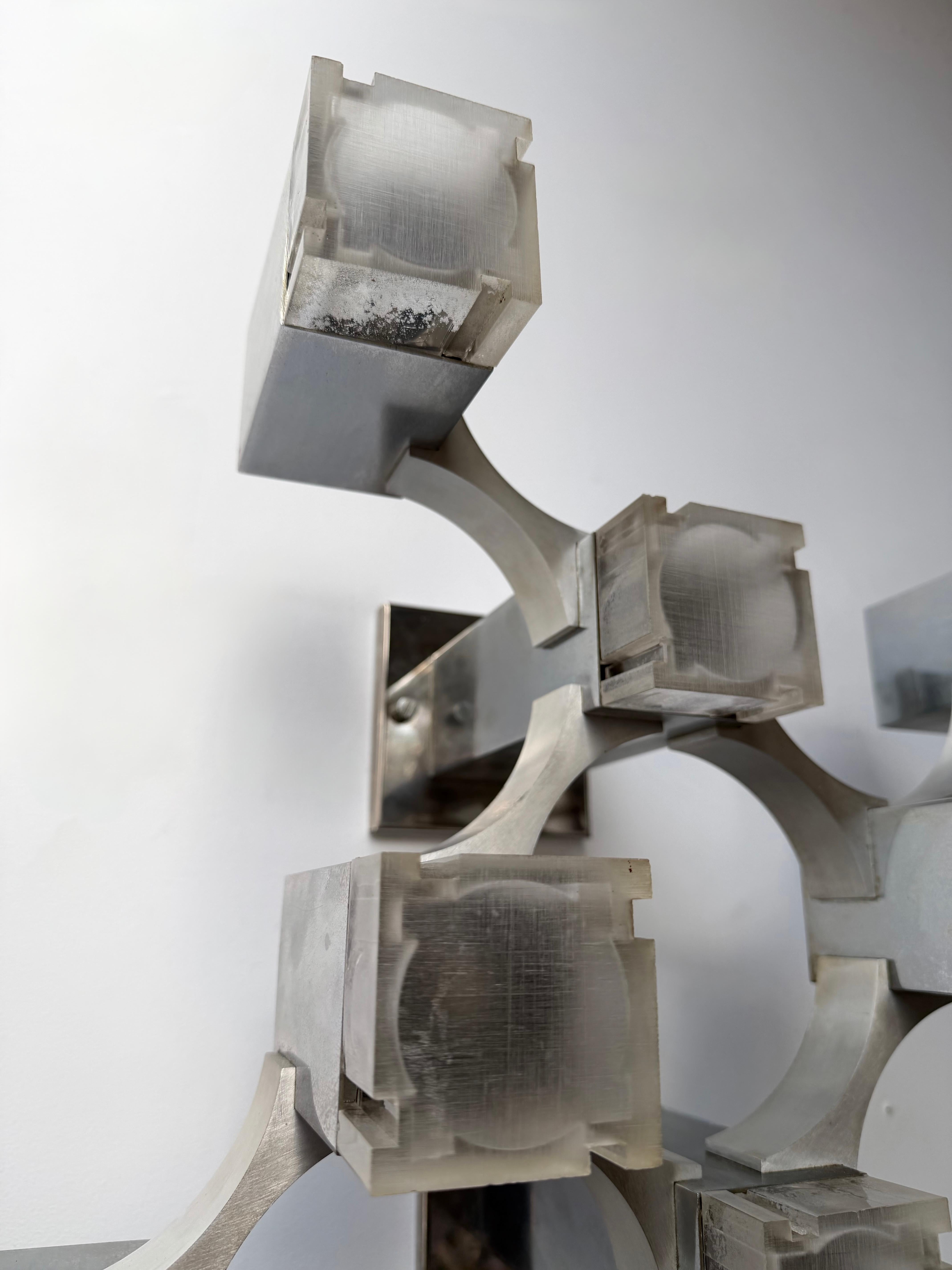 Coppia di applique cubiche in metallo, cromo e lucite di Sciolari, Italia, anni '70 in vendita 6