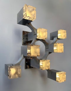 Coppia di applique cubiche in metallo, cromo e lucite di Sciolari, Italia, anni '70