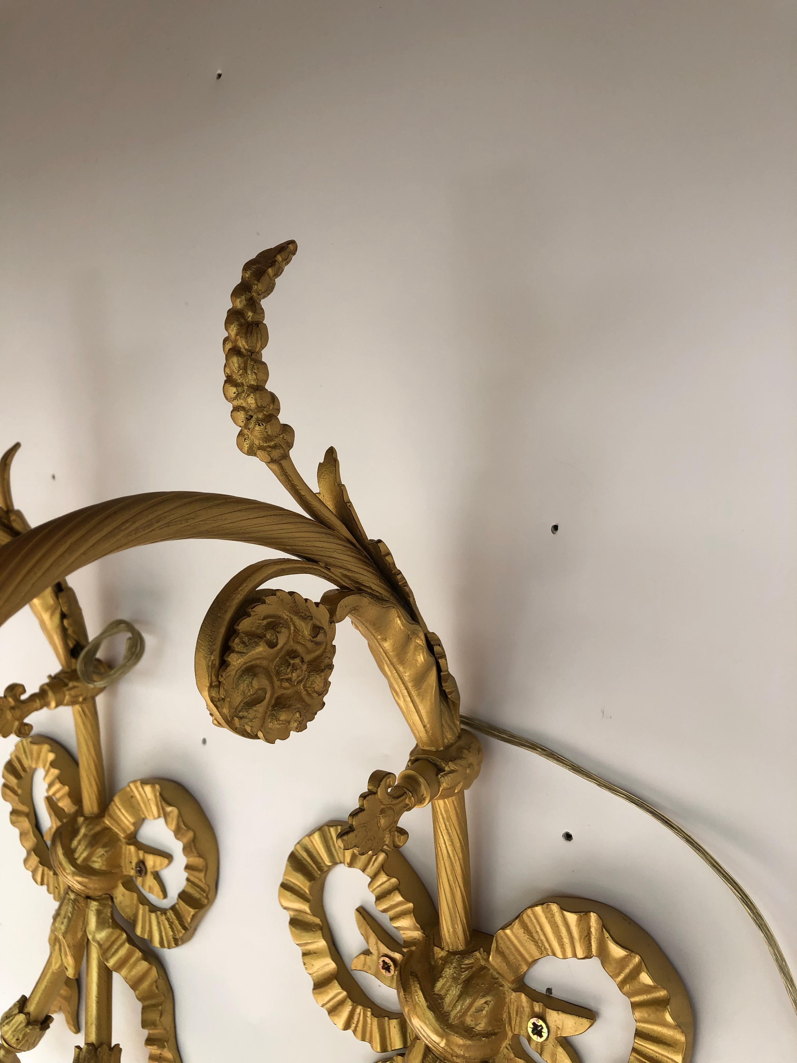 French Pair of Sconces Early 20th in Bronze Louis XVI Style For Sale