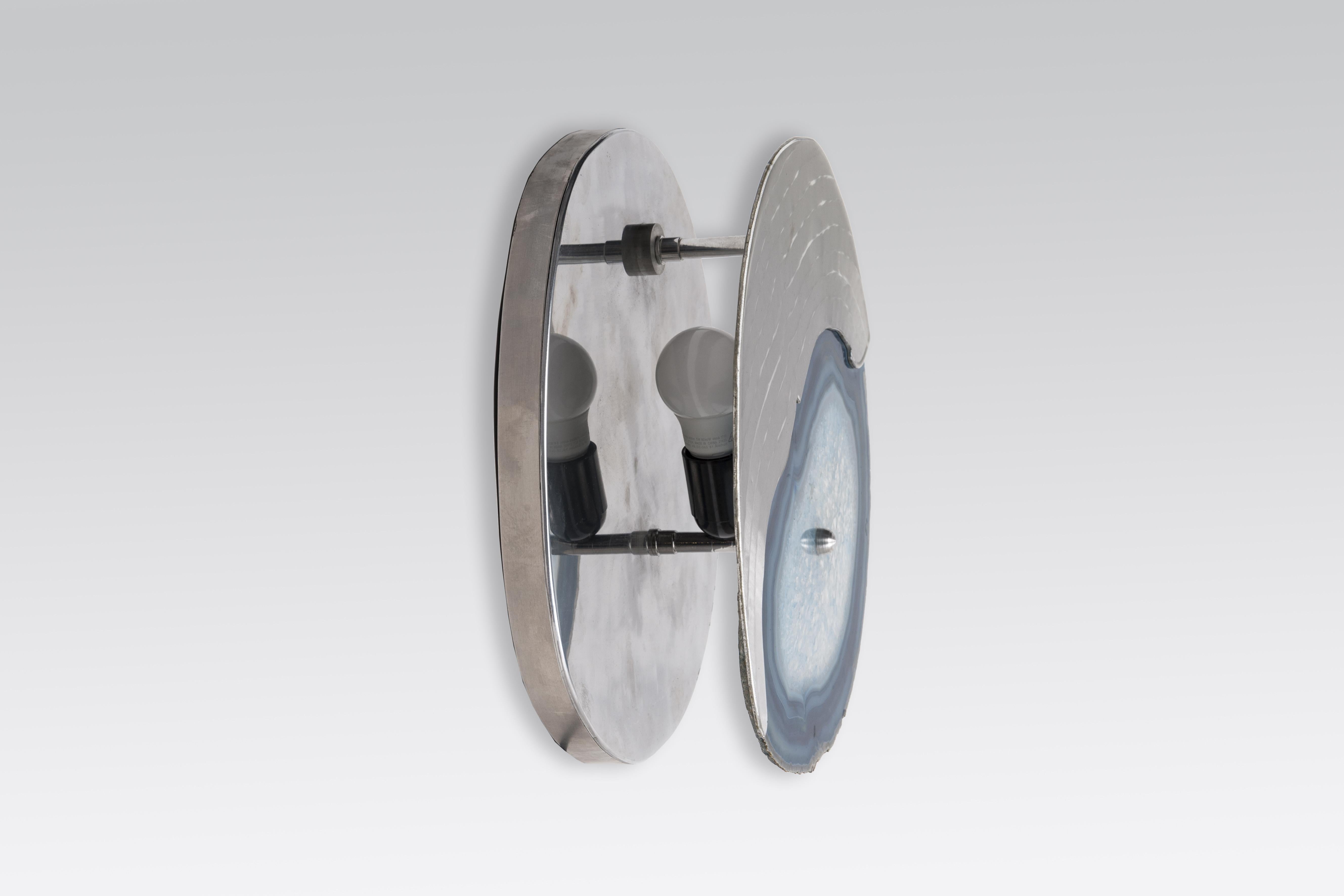 Paar Wandleuchter aus Aluminium und blauen Achaten von Stan Usel (Intarsie) im Angebot