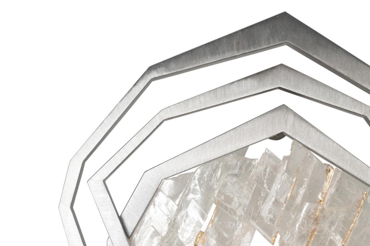 Ein Paar Wandleuchter aus gebürstetem Metall und Bergkristall. Zeitgenössisch. im Angebot 2