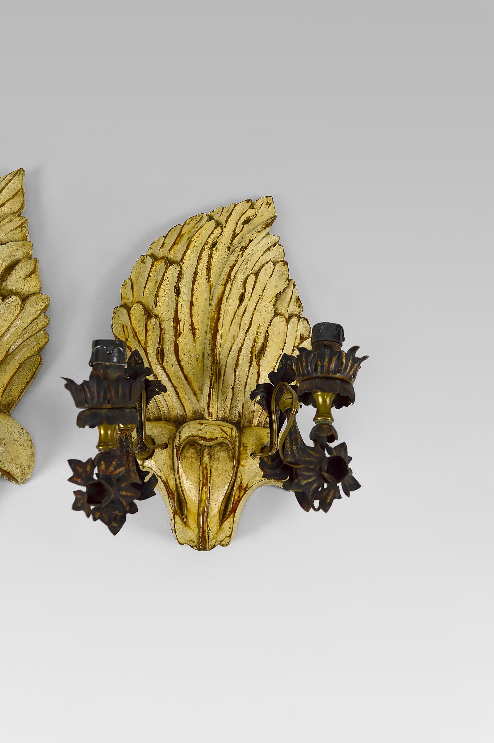 Pair of Sconces in Carved, Painted and Patinated Wood, Hollywood Regency, 1950s For Sale 6