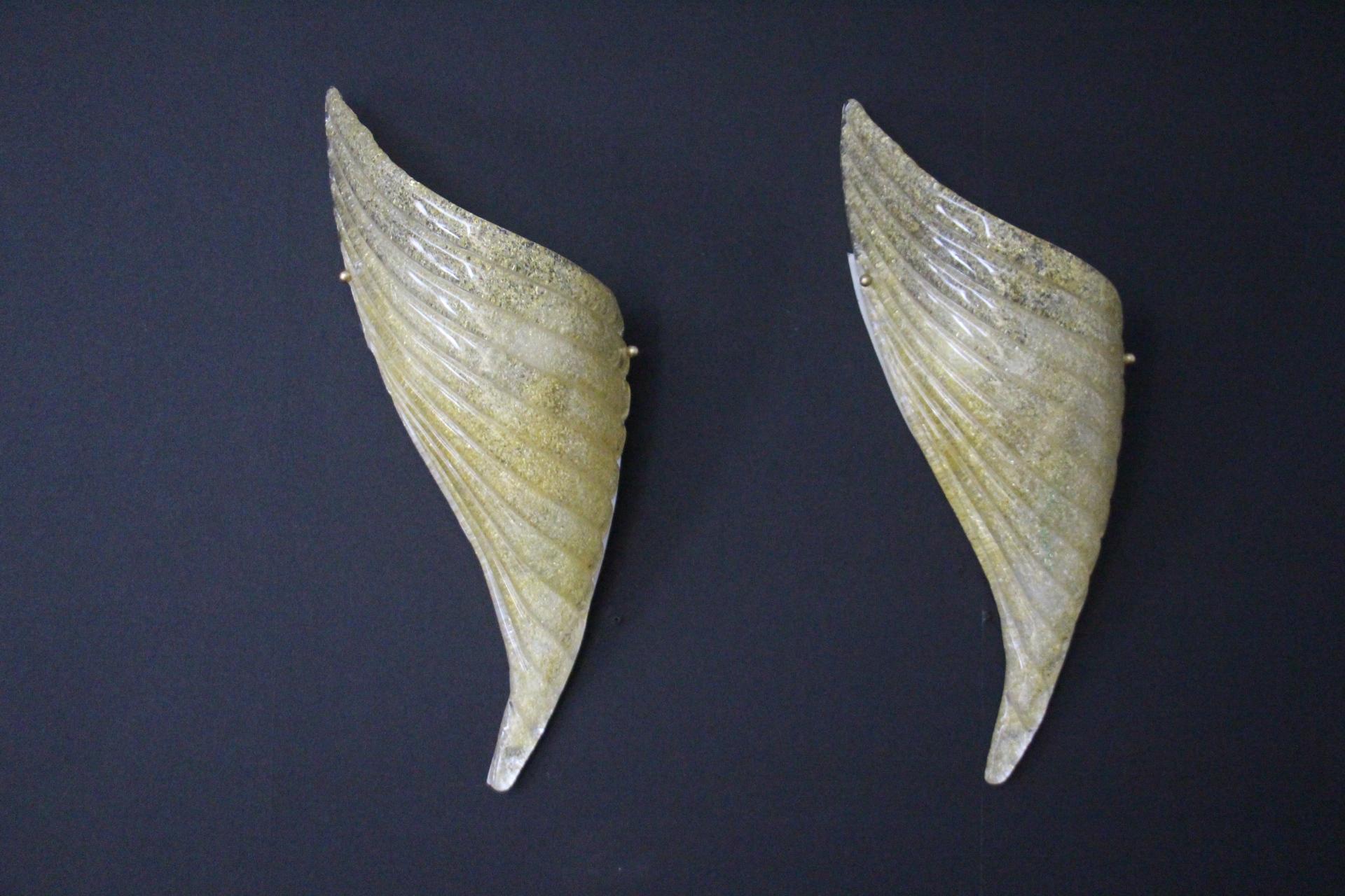 Italian Pair of Sconces in Golden Murano Glass Modeled As Wings For Sale