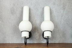 Coppia di lampade in opalina e metallo di RAAK, Paesi Bassi - 1970 - Era Guzzini