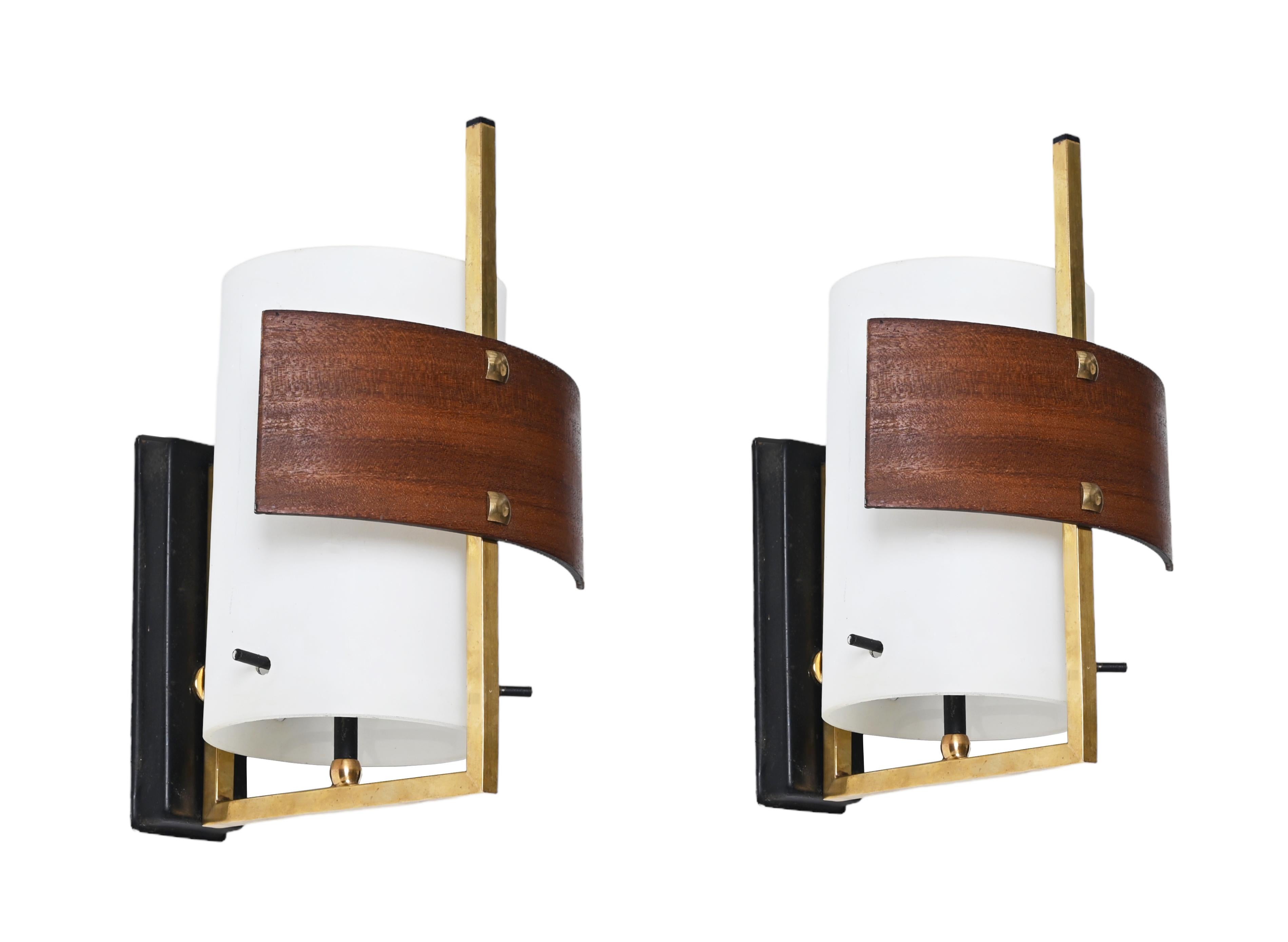 Pair of Sconces in Opaline Glass, Brass and Teak by Studio Reggiani, Italy 1960s For Sale 2