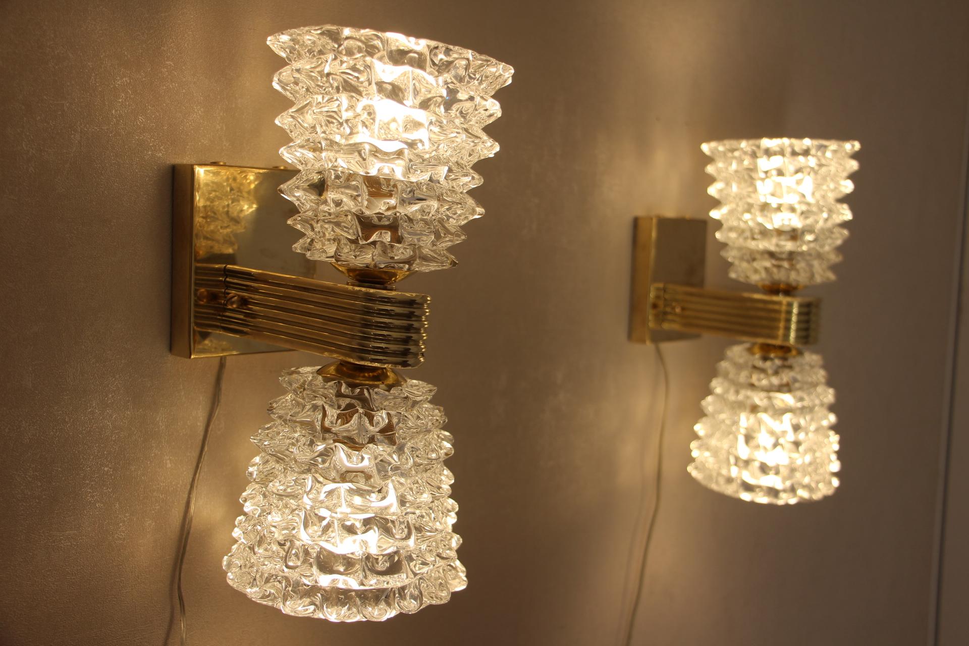 Brass Pair of Sconces in Rostrato Murano Glass by Barovier, Clear Glass Wall Lights