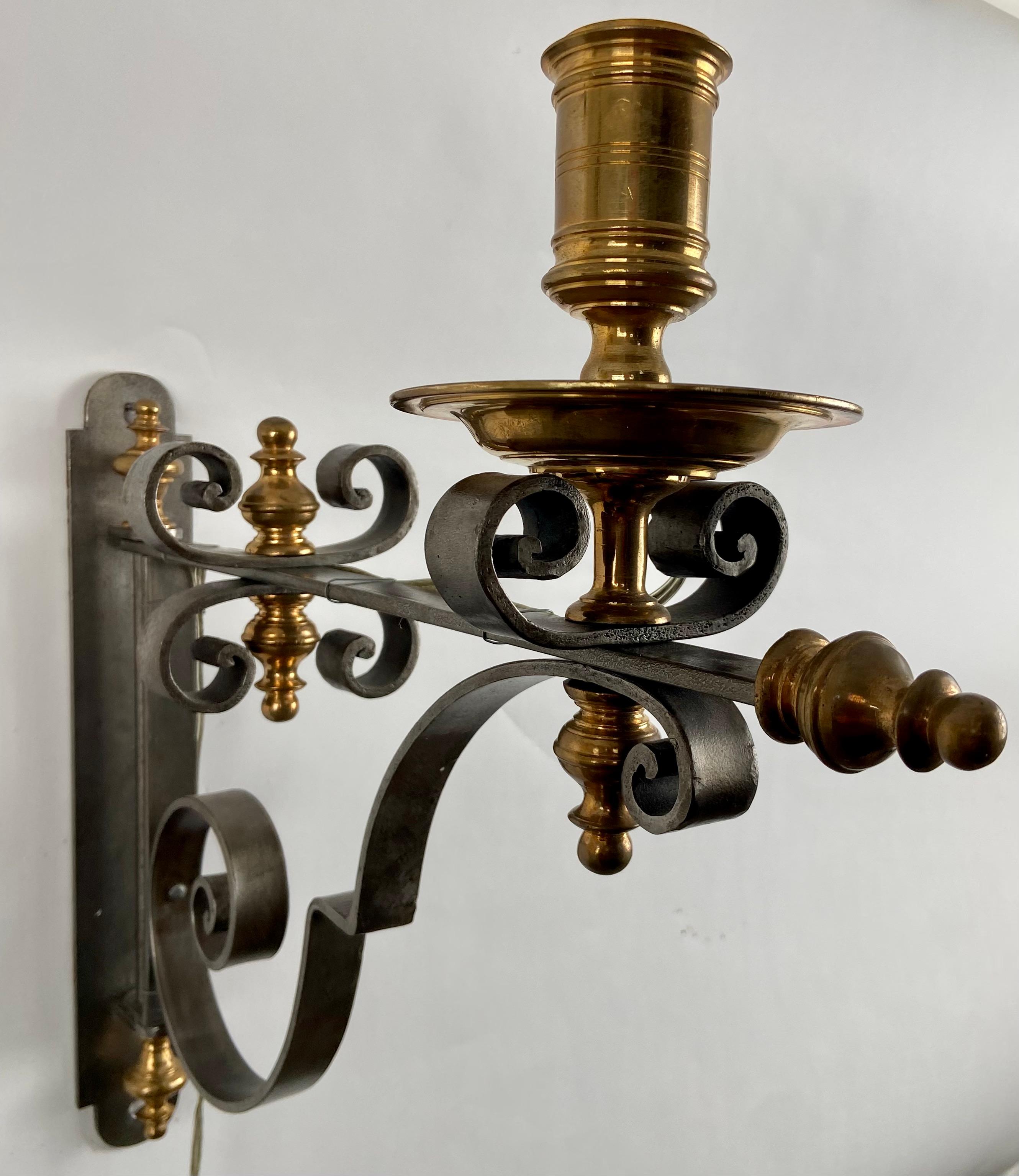 Bronze Pair of sconces in steel and bronze For Sale