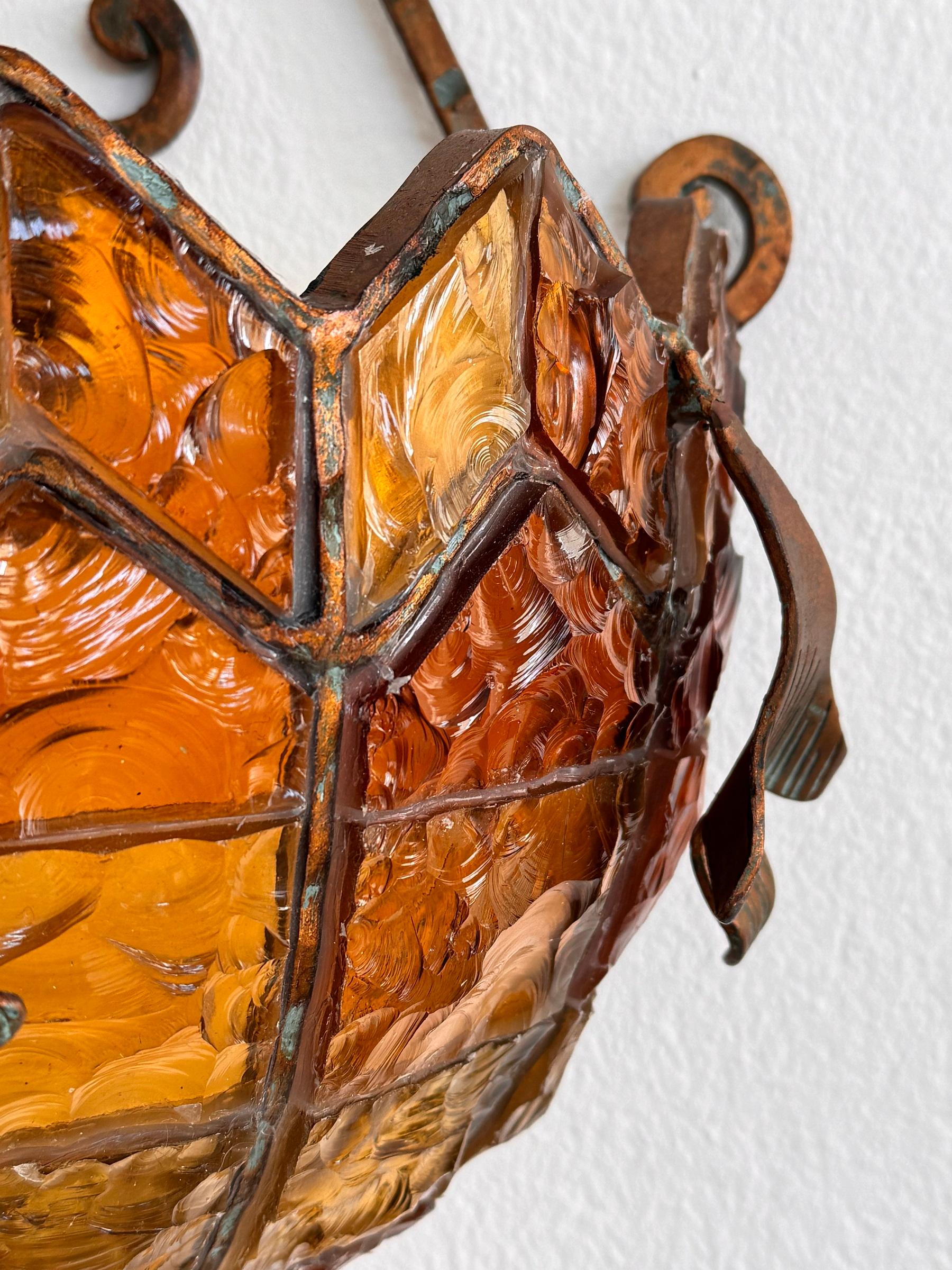 Paar Wandleuchter aus Schmiedeeisen und gehämmertem Glas von Poliarte, Italien, 1970er Jahre im Angebot 5