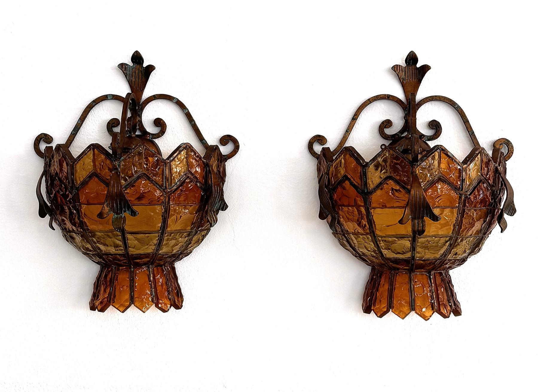 Paar Wandleuchter aus Schmiedeeisen und gehämmertem Glas von Poliarte, Italien, 1970er Jahre im Angebot 8