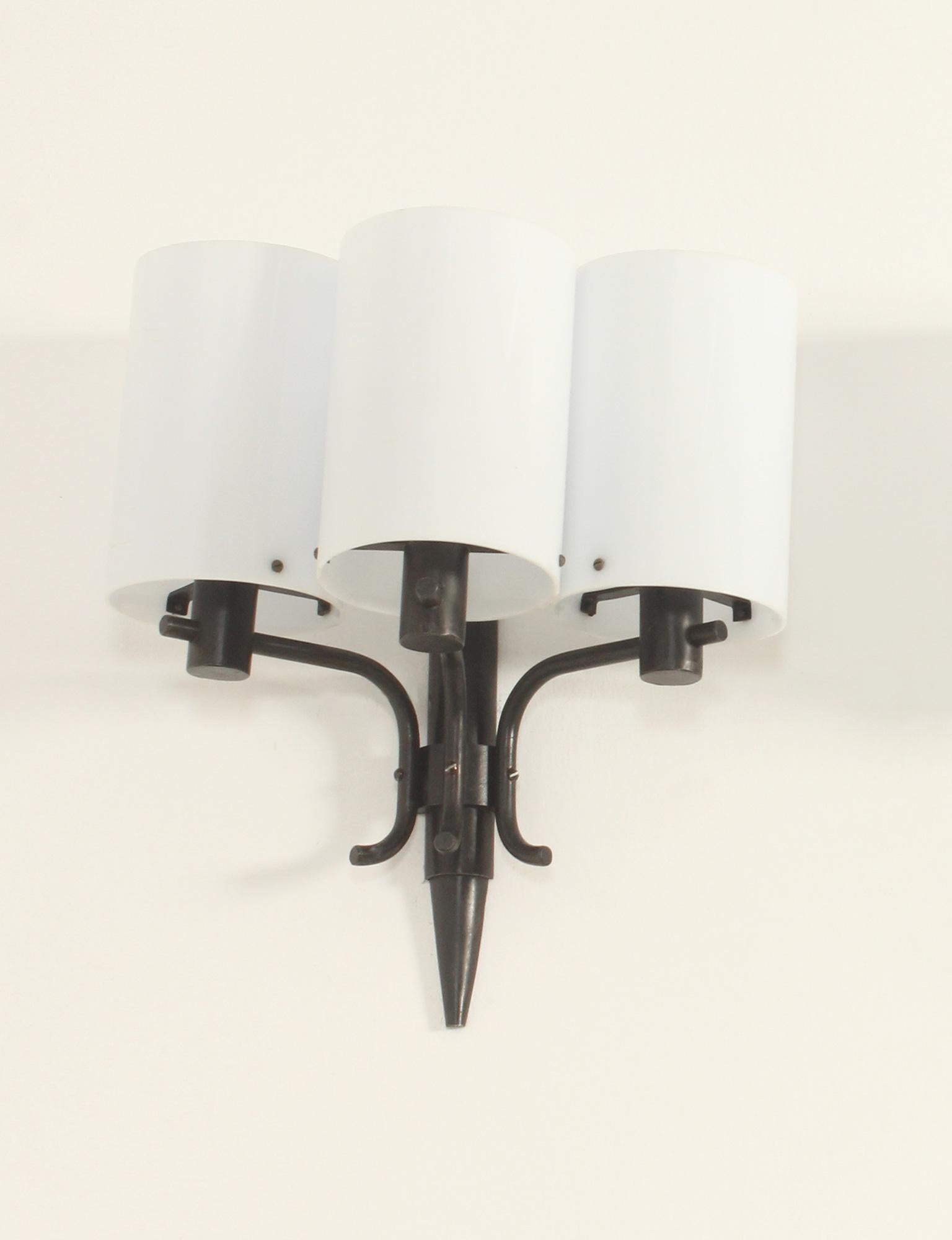 Mid-Century Modern Pair of Sconces in Wrought Iron by Jordi Vilanova, Spain, 1960's For Sale