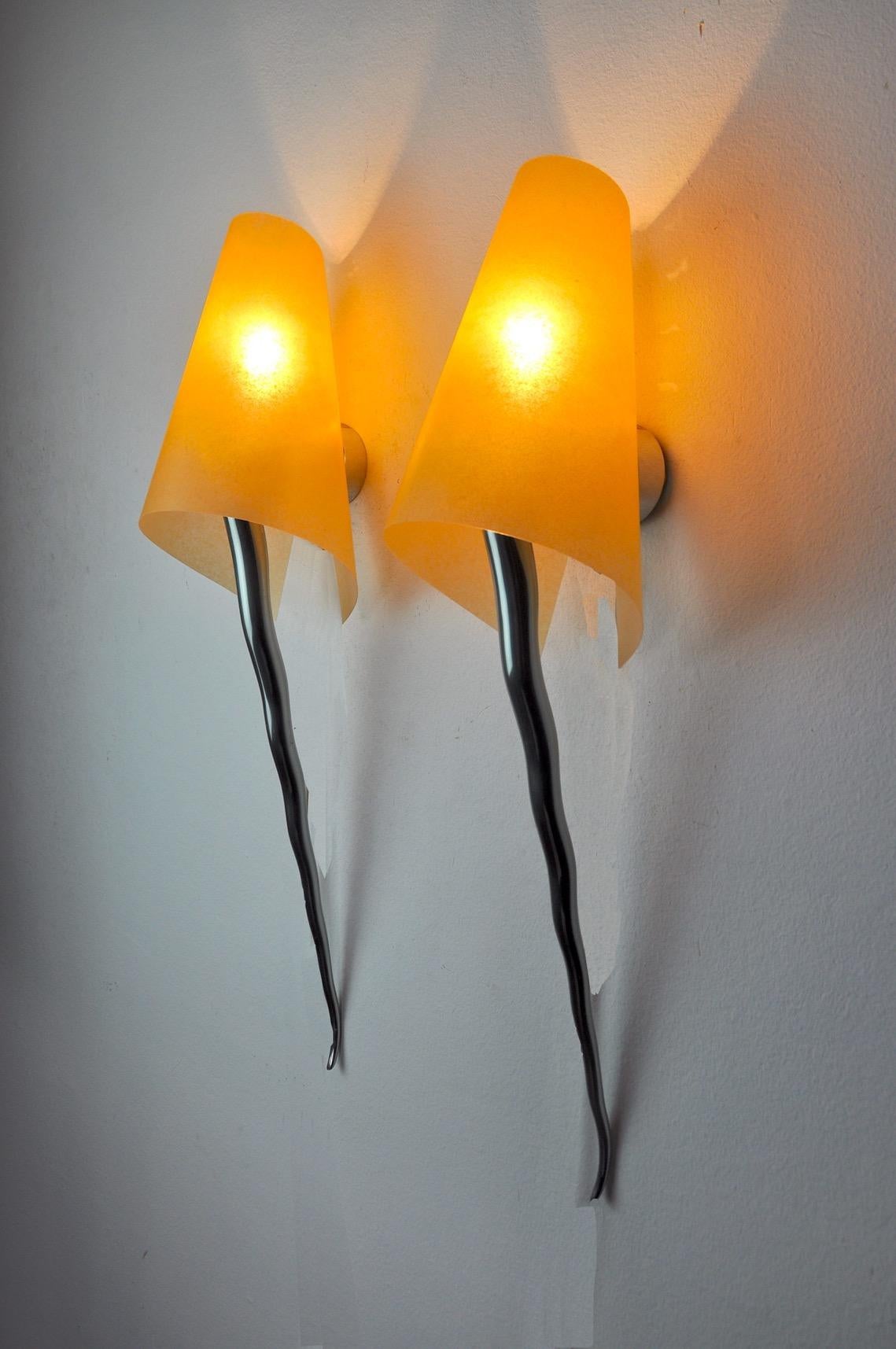 Very beautiful and rare pair of wall lamps 