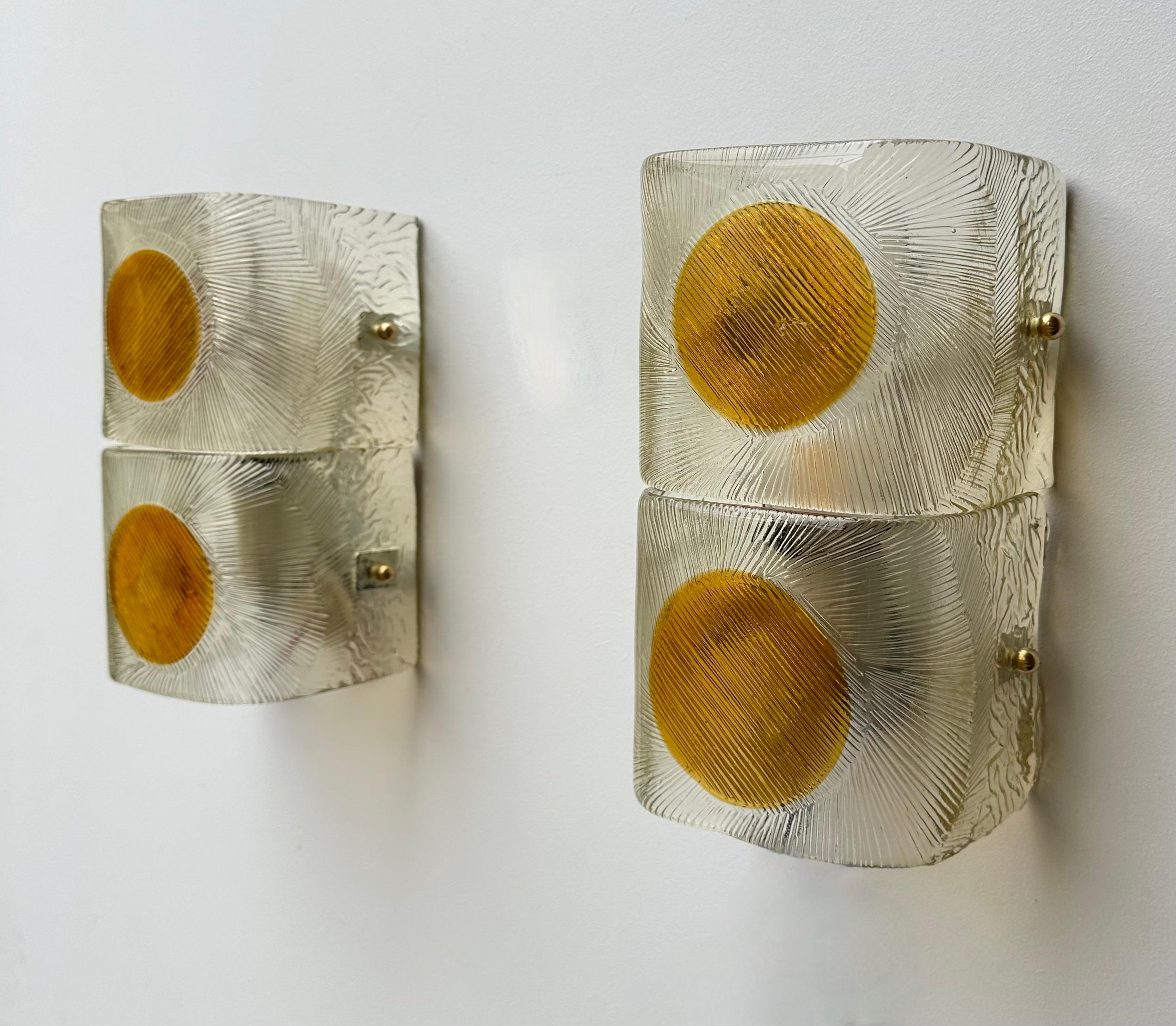 Fin du 20e siècle Paire d'appliques en verre de Murano par Mazzega, Italie, 1970 en vente