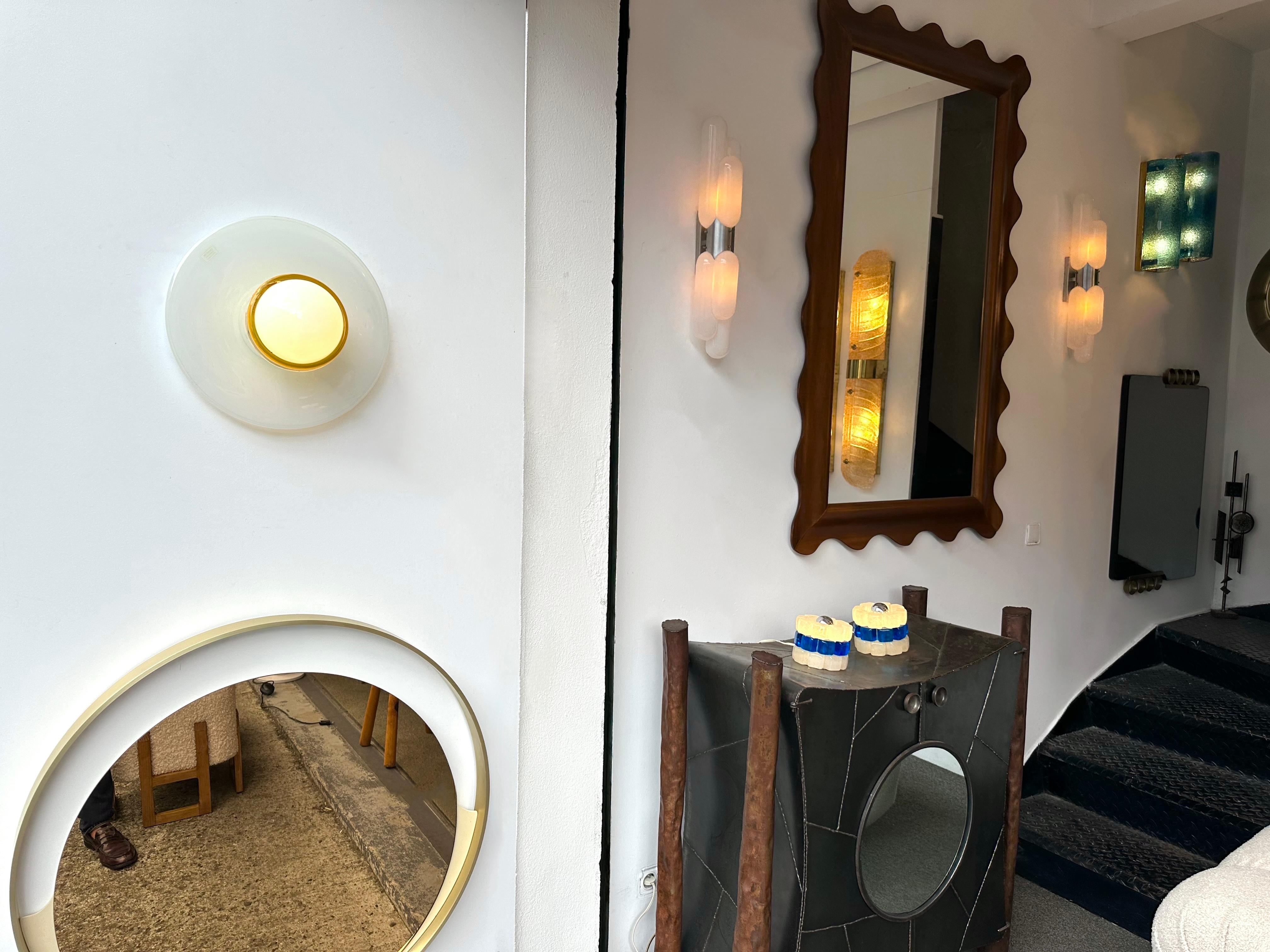 Pair of Sconces Opal Murano Glass Disc by I TRE, Italy, 1970s Moderno de mediados de siglo en venta