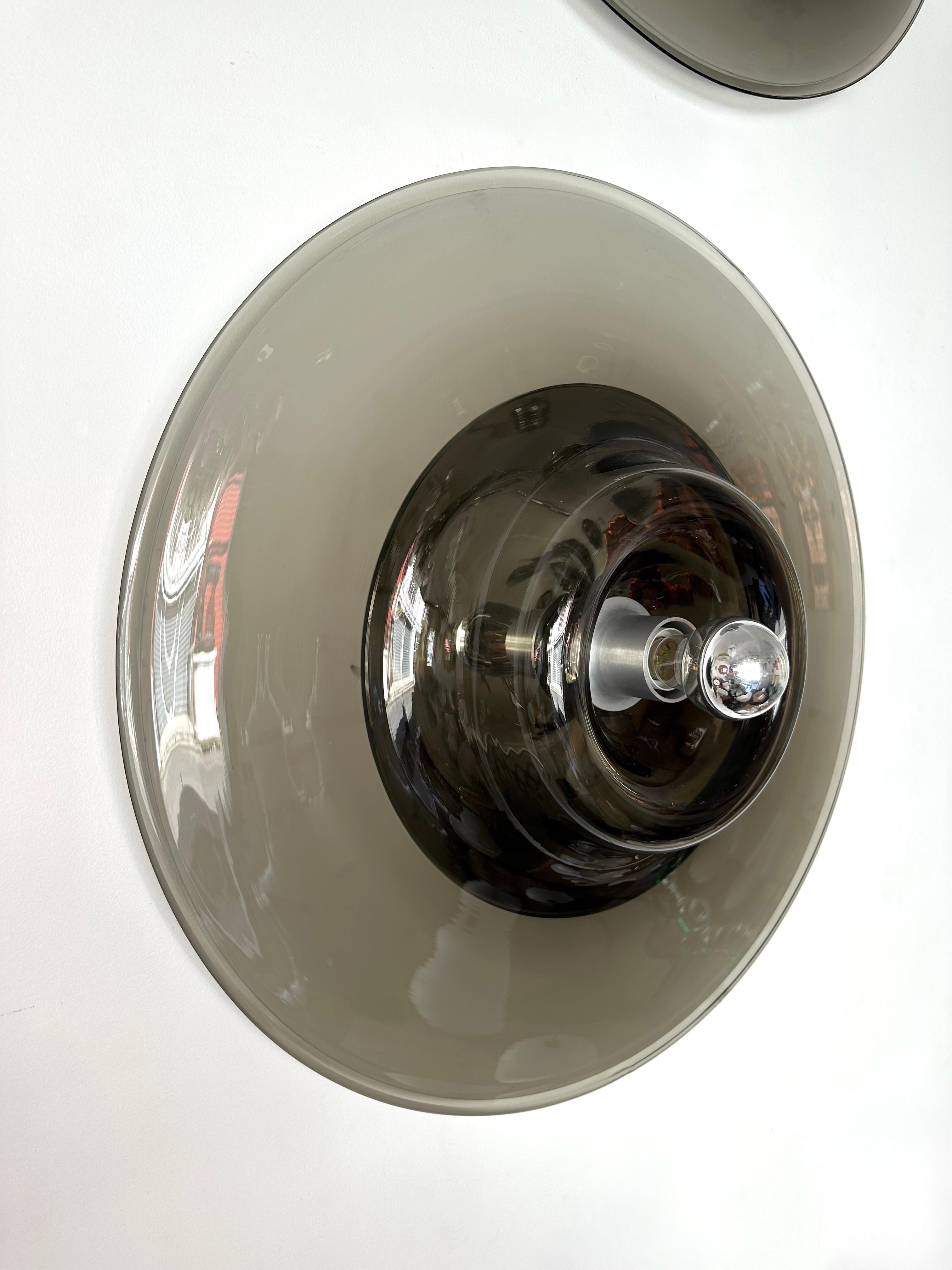 Pair of Sconces Smoke Murano Glass by Pierre Cardin for Venini, Italy, 1970s For Sale 6