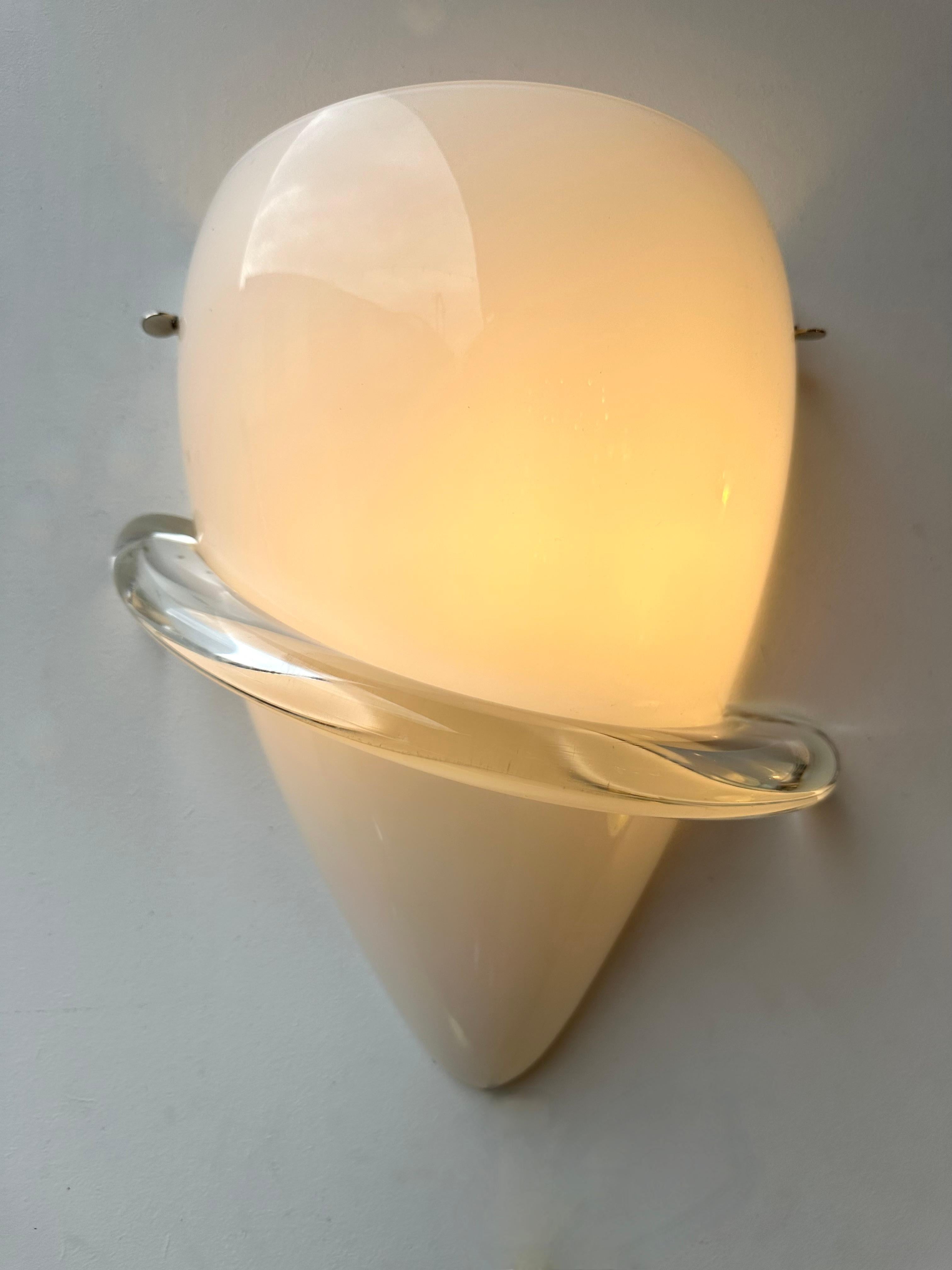 Paire d'appliques en verre Swan Murano par Tina Aufiero pour Venini, Italie, années 1990 Bon état - En vente à SAINT-OUEN, FR