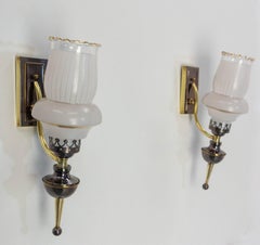 Paar Wandleuchter Zwei Farben Messing & Glas Neoklassischer Stil um 1960