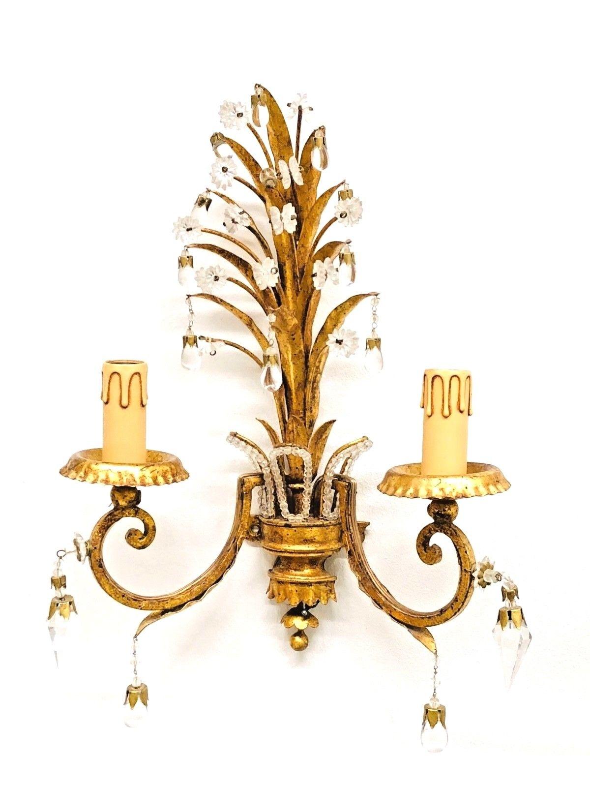 Gilt Pair of Sconces with Pineapple Leaves in the Style of Maison Baguès