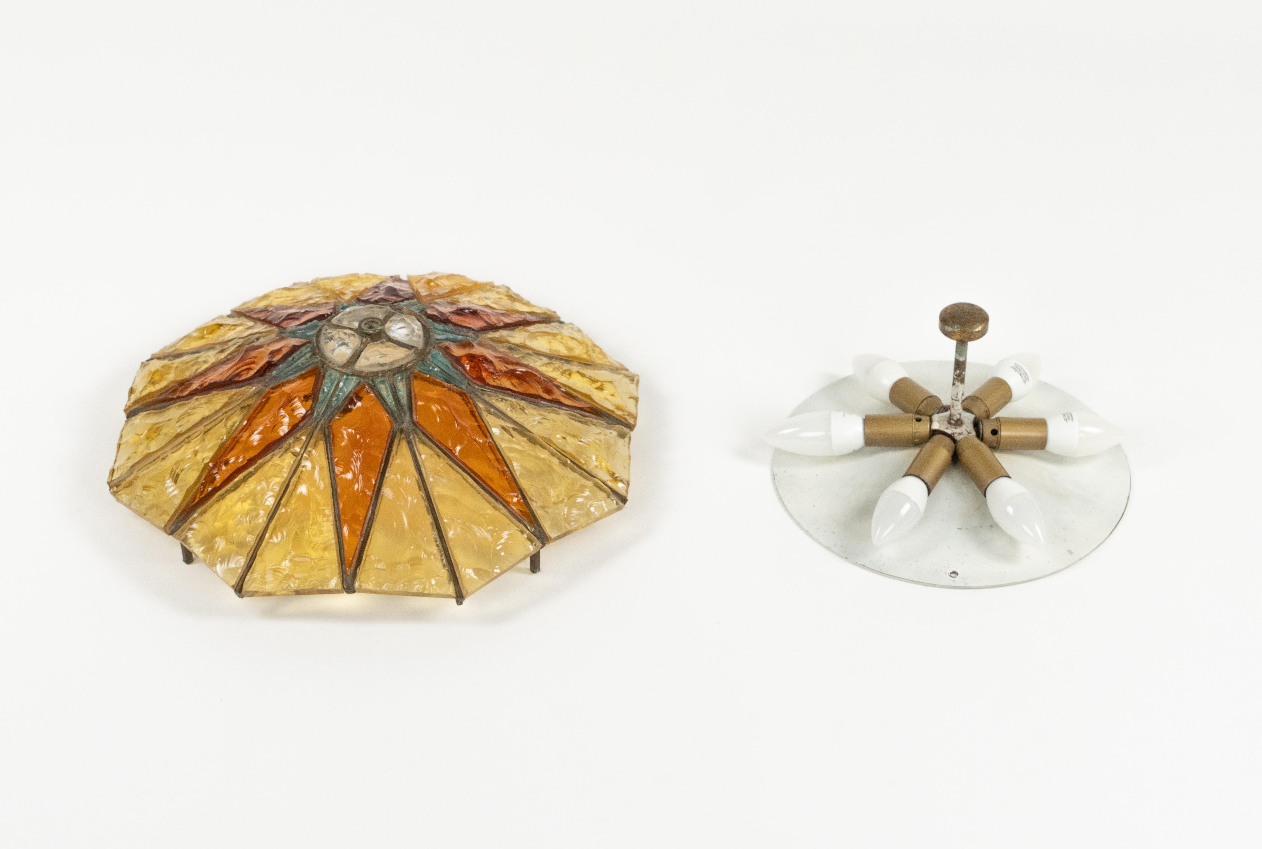 Coppia di applique in ferro battuto e vetro martellato di Poliarte, Italia anni '70 in vendita 6