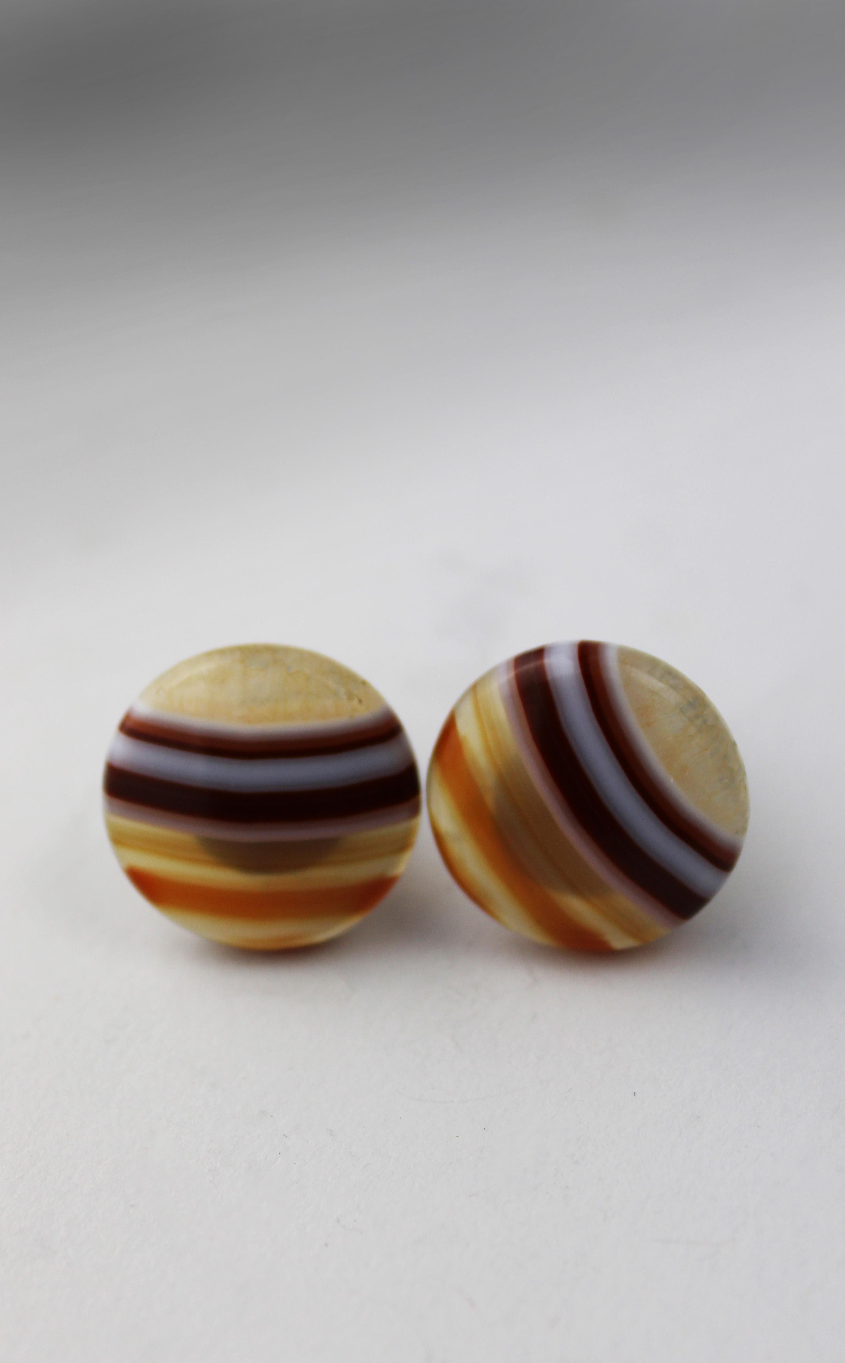 Early 20th Century Pair of Scottish Agate Cufflinks polished stone Art Deco 1900 Scotland