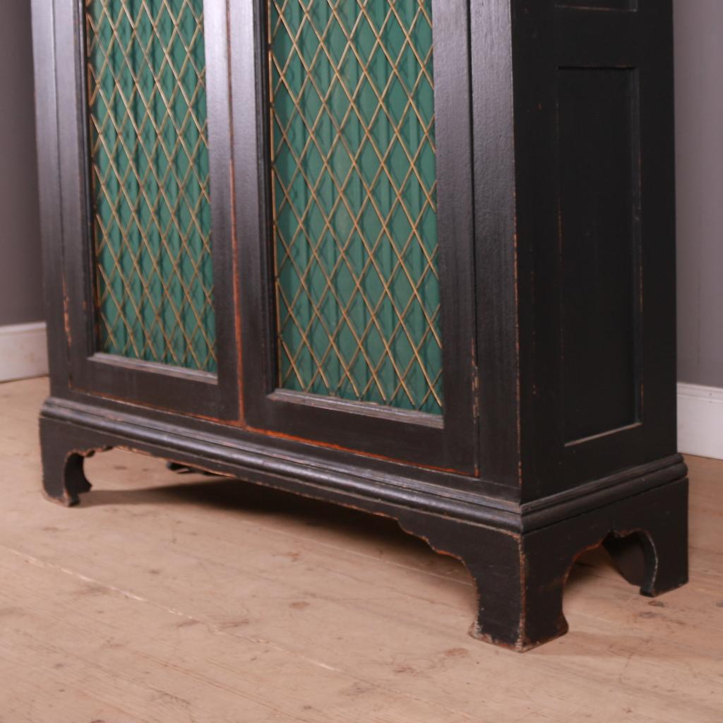 Pair of Scottish Bookcases In Good Condition For Sale In Leamington Spa, Warwickshire