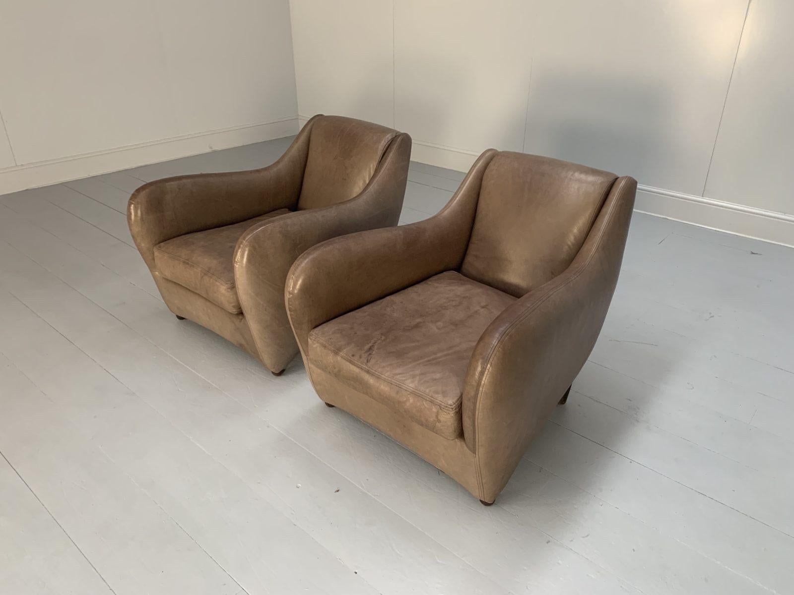 XXIe siècle et contemporain Paire de fauteuils et poufs SCP Matthew Hilton Balzac - En cuir nubuck
