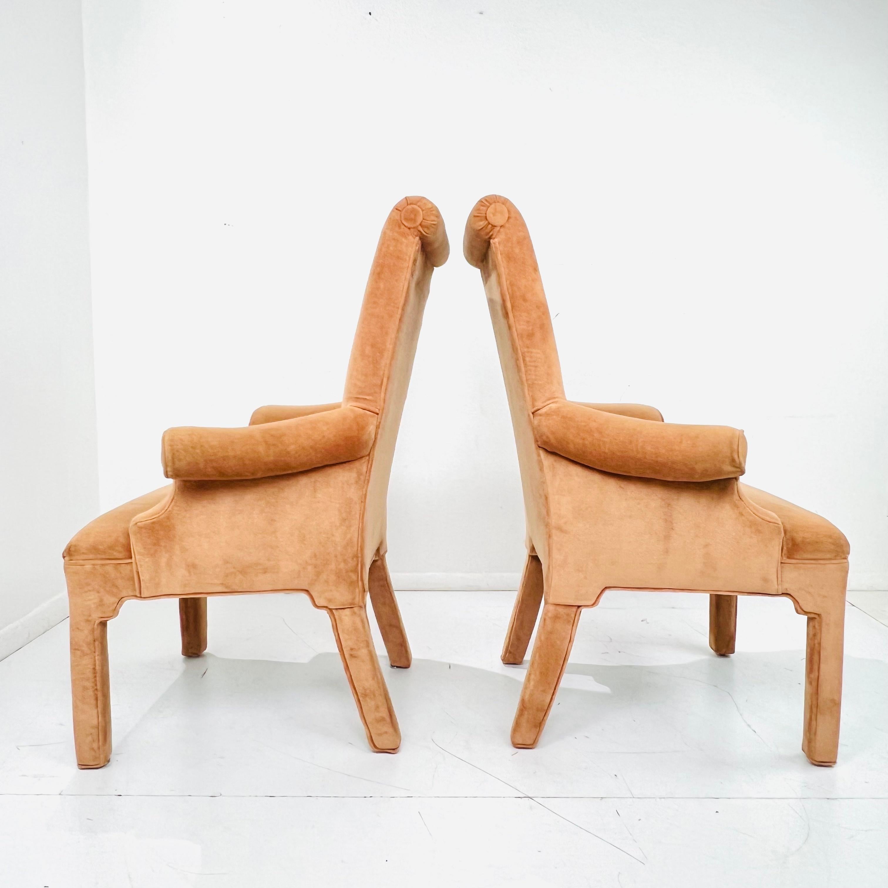 Paire de fauteuils Parsons à dossier roulissant dans le style de Milo Baughman Bon état - En vente à Dallas, TX
