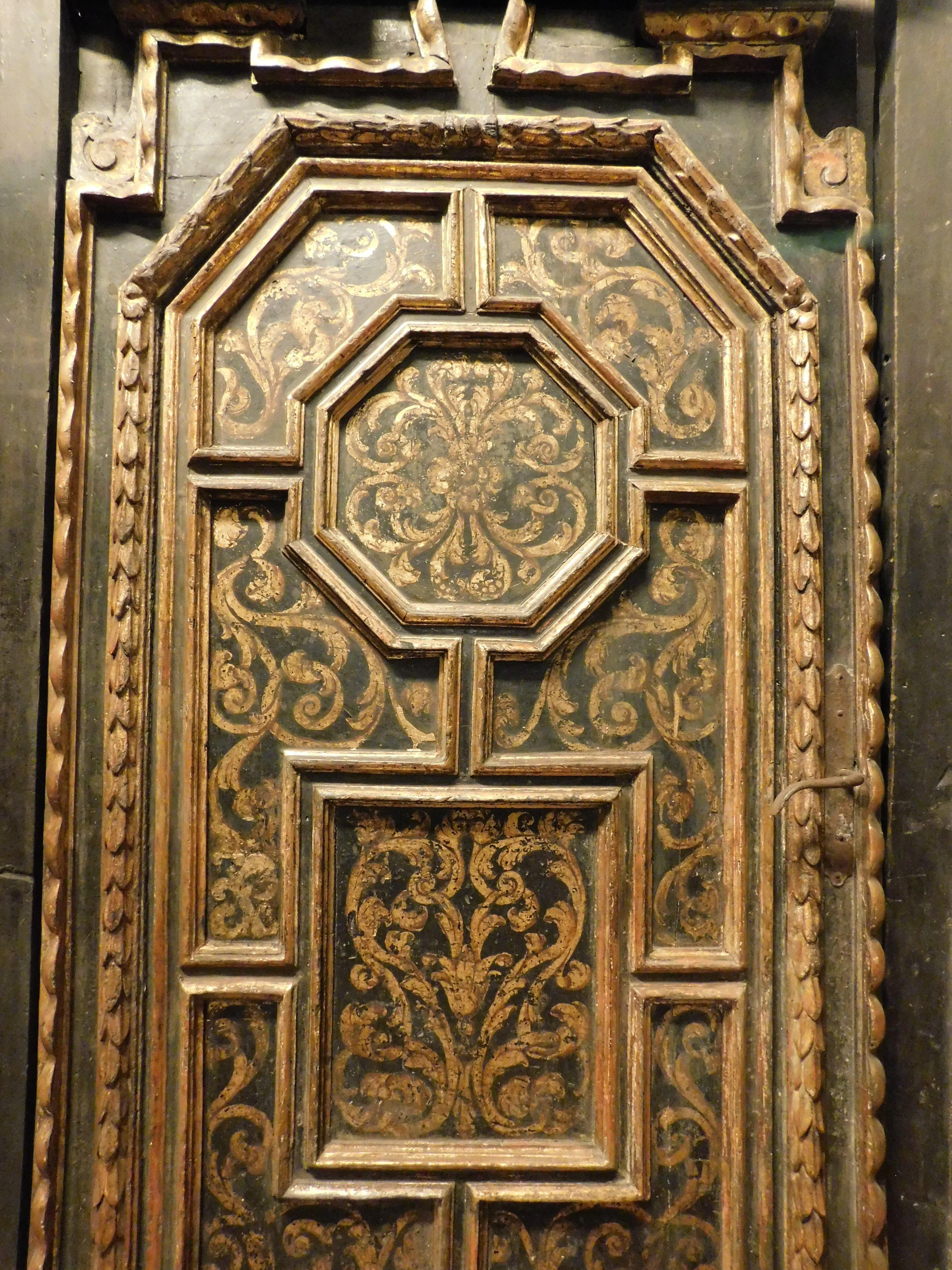 Hand-Carved Pair of sculpted, lacquered and gilded interior doors, original frame, Florence For Sale