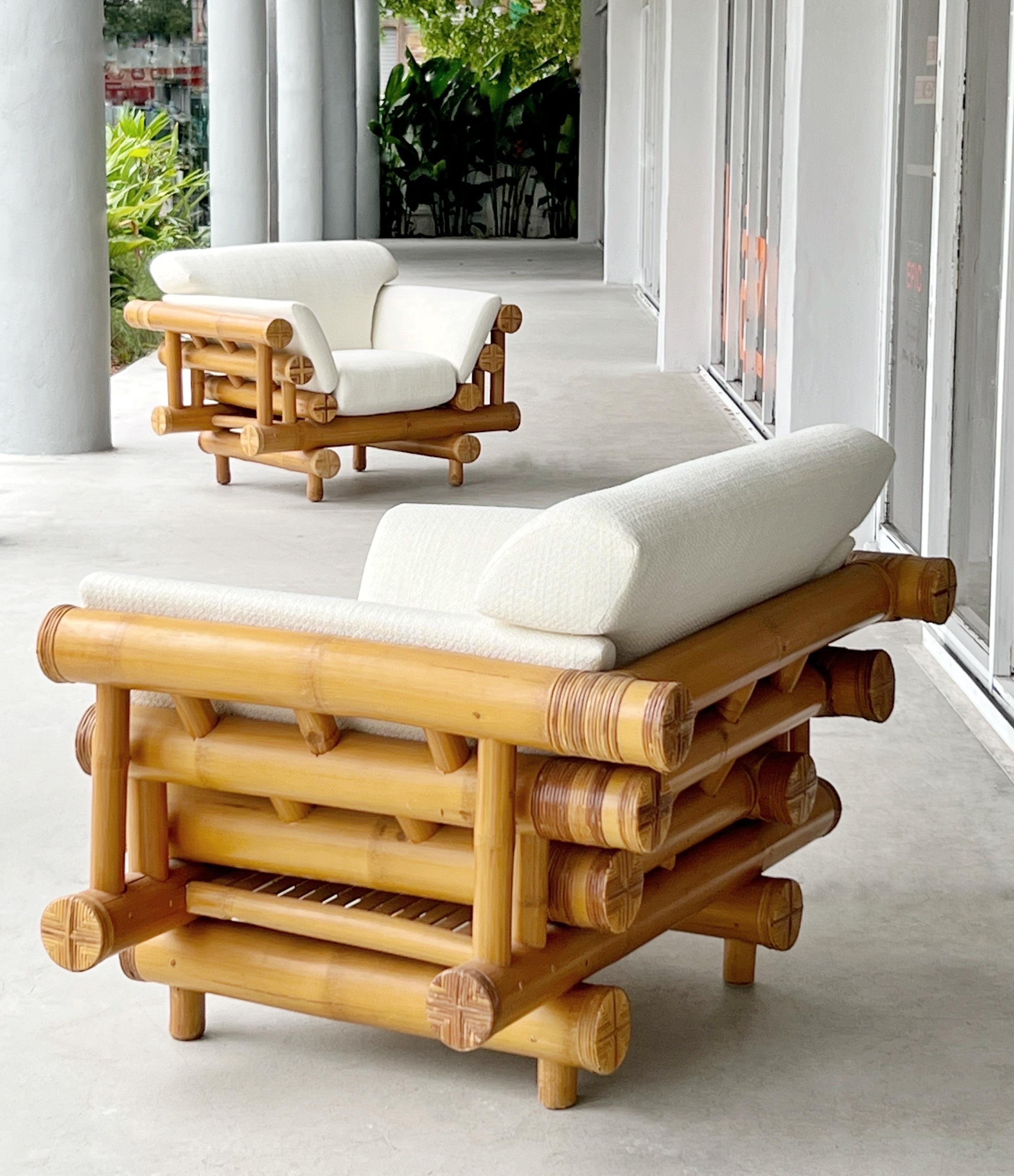 Paar skulpturale Bambus-Lounge-Stühle aus den 1970er Jahren (Polster) im Angebot