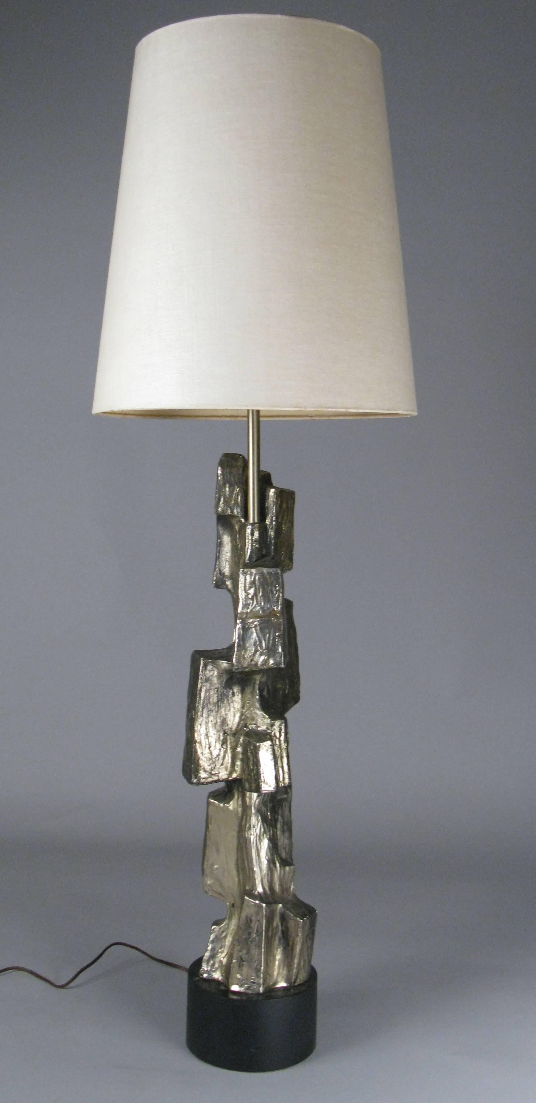 Pair of Sculptural 1970s Bronze Lamps attributed to Richard Barr 4